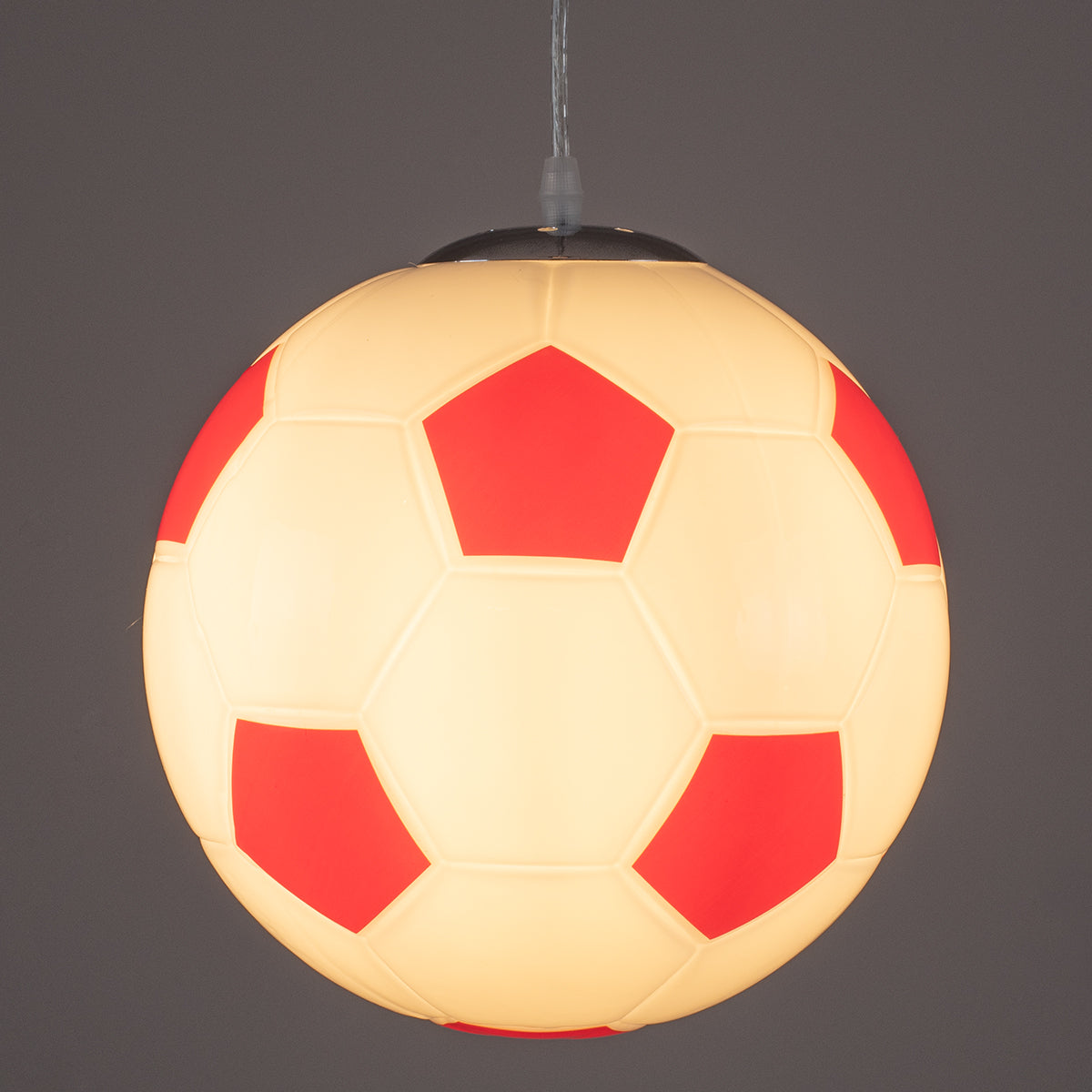 GLOBOSTAR® FOOTBALL 00646 Παιδικό Κρεμαστό Φωτιστικό Οροφής με Ντουί 1 x E27 AC 220-240V IP20 - Λευκό & Κόκκινο - Μ25 x Π25 x Υ25cm - ledmania.gr