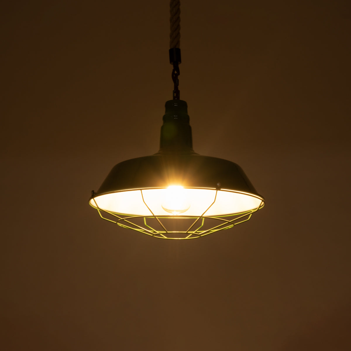 GLOBOSTAR® CRANE 01408 Vintage Κρεμαστό Φωτιστικό Οροφής με Ντουί 1 x E27 AC 220-240V IP20 - Πράσινο & Μπεζ - Μ36 x Π36 x Y31cm