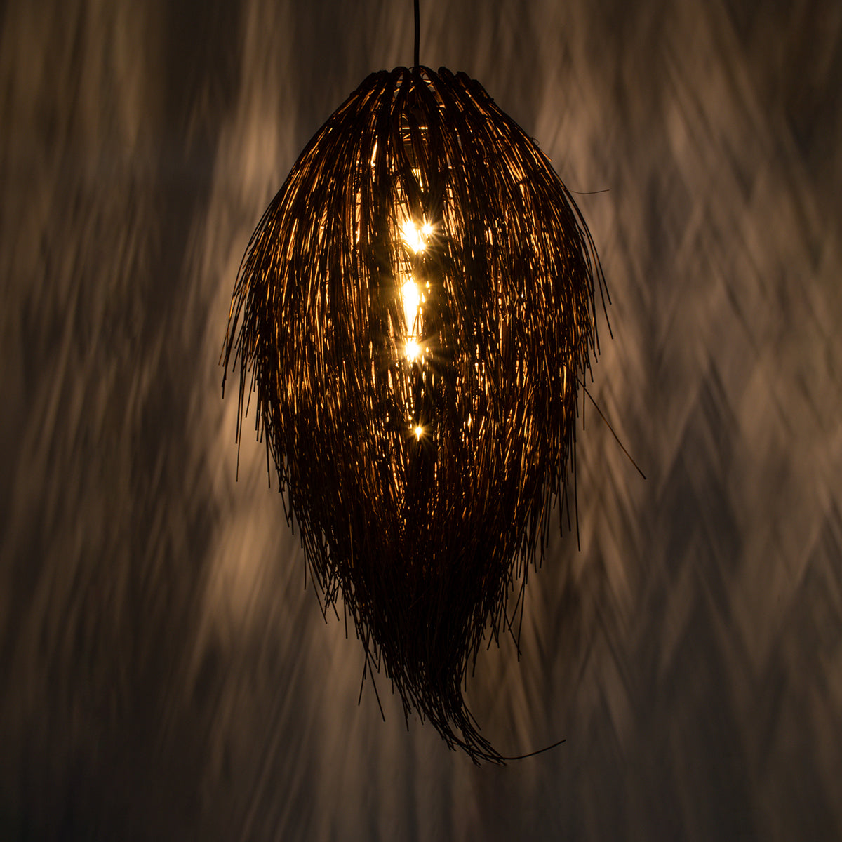 GloboStar® ARCHIPELAGO 01748 Boho Κρεμαστό Φωτιστικό Πλέγμα Μονόφωτο 1 x E27 IP20 Καφέ Ξύλο - Μ30 x Π30 x Υ63cm - ledmania.gr
