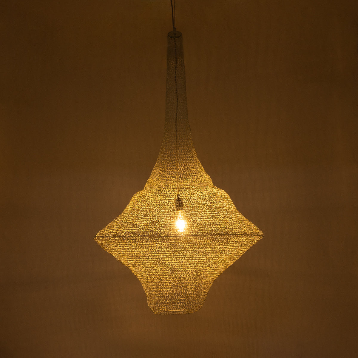 GloboStar® KENTUCKY 01877 Vintage Κρεμαστό Φωτιστικό Οροφής Μονόφωτο 1 x E27 AC220-240V IP20 - Φ80 x Υ140cm - Μπεζ Εκρού Μεταλλικό Πλέγμα - 5 Χρόνια Εγγύηση - ledmania.gr