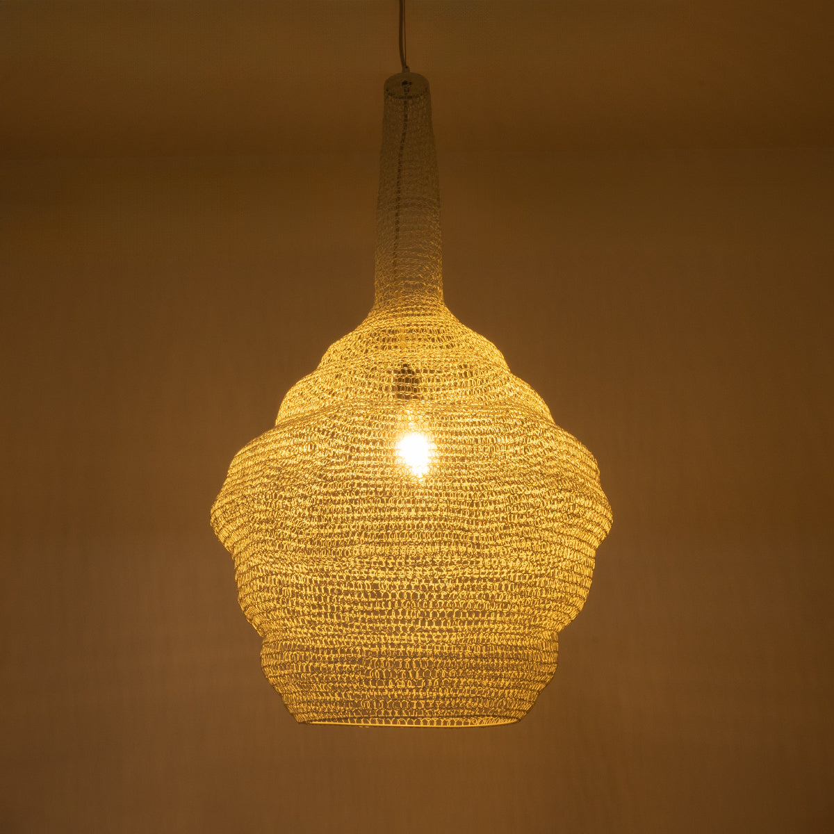 GloboStar® KENTUCKY 01883 Vintage Κρεμαστό Φωτιστικό Οροφής Μονόφωτο 1 x E27 AC220-240V IP20 - Φ60 x Υ90cm - Μπεζ Εκρού Μεταλλικό Πλέγμα - 5 Χρόνια Εγγύηση - ledmania.gr