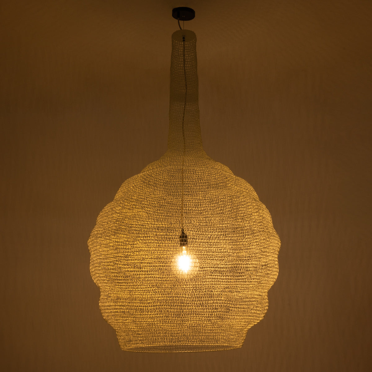 GloboStar® KENTUCKY 01886 Vintage Κρεμαστό Φωτιστικό Οροφής Μονόφωτο 1 x E27 AC220-240V IP20 - Φ90 x Υ110cm - Μπεζ Εκρού Μεταλλικό Πλέγμα - ledmania.gr