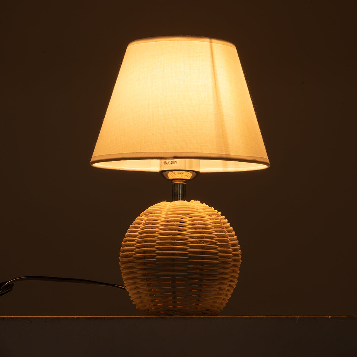 GLOBOSTAR® HASUMI 01957 Boho Επιτραπέζιο Φωτιστικό Πορτατίφ με Ντουί 1 x E27 AC 220-240V IP20 - Μπεζ & Λευκό - Μ19 x Π19 x Υ30cm - ledmania.gr