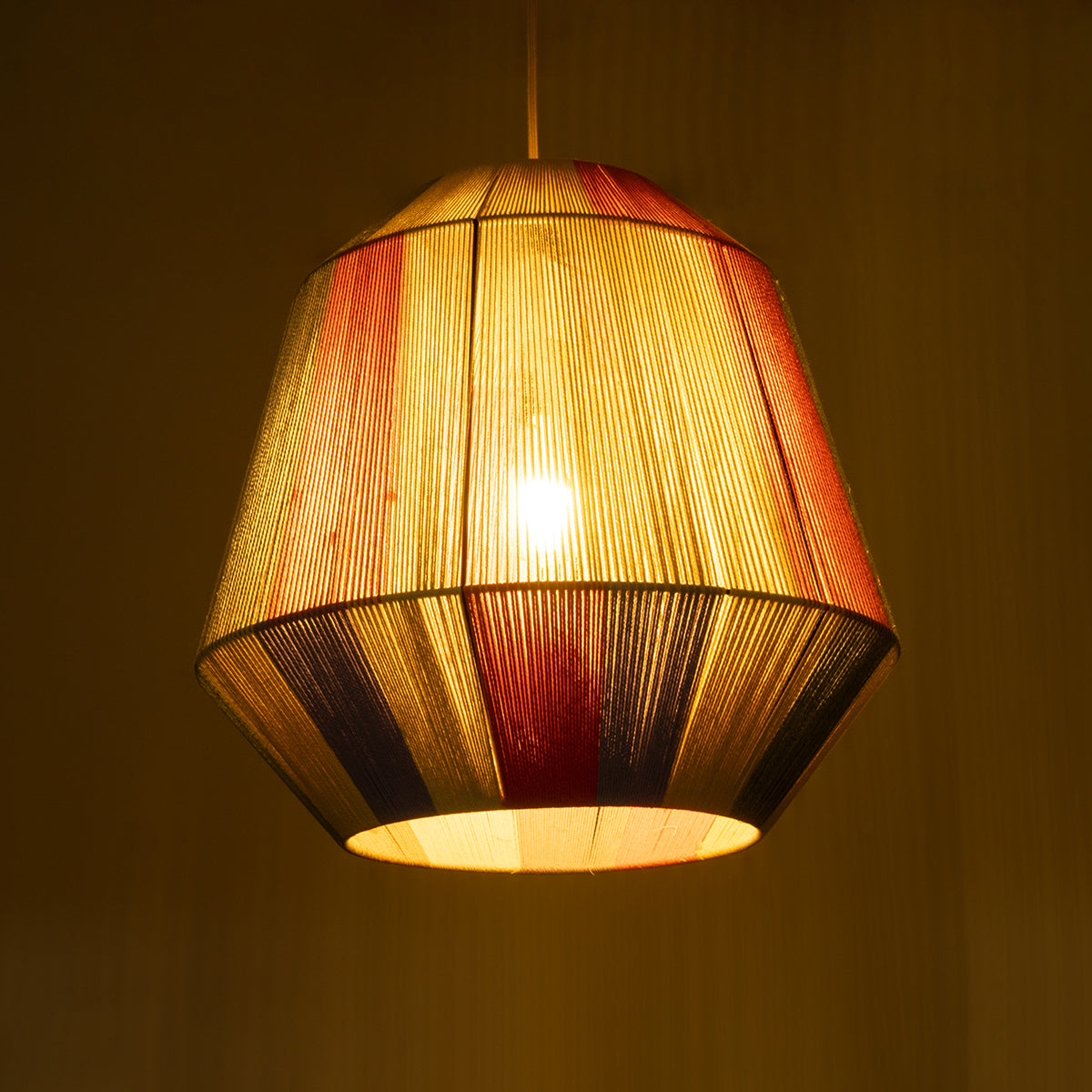GloboStar® SALERNO 02188 Boho Κρεμαστό Φωτιστικό Οροφής Μονόφωτο 1 x E27 AC220-240V IP20 - Φ50 x Υ50cm - Μπεζ με Λευκό και Γρι με Πορτοκαλί Λεπτό Νήμα Βαμβακερό Πλέγμα Καμπάνα - ledmania.gr