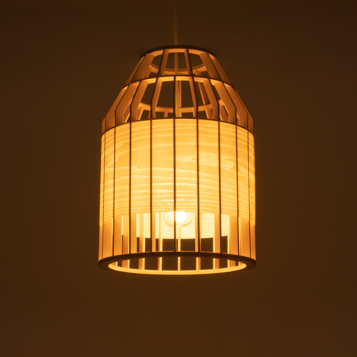 GloboStar® GALIA 02219 Boho Κρεμαστό Φωτιστικό Πλέγμα Μονόφωτο 1 x E27 IP20 Μπεζ & Καφέ Ξύλο - Μ30 x Π30 x Υ40cm - ledmania.gr