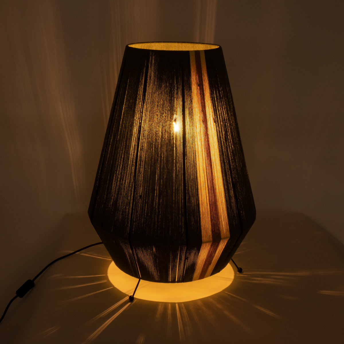 GLOBOSTAR® SALERNO 02332 Boho Επιδαπέδιο Φωτιστικό με Ντουί 1 x E27 AC 220-240V IP20 - Σκούρο Πράσινο & Μπεζ - Μ50 x Π50 x Υ70cm - ledmania.gr