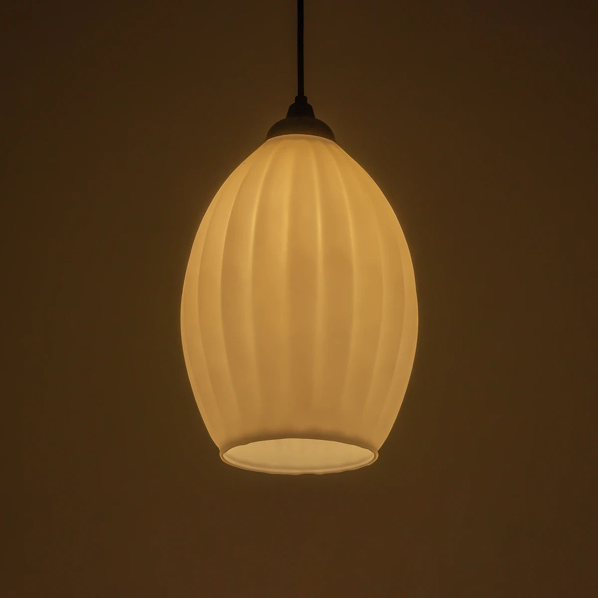 GLOBOSTAR® GURIA 206-0008 Μοντέρνο Κρεμαστό Φωτιστικό Οροφής με Ντουί 1 x E27 AC 220-240V IP20 - Λευκό - Μ19 x Π19 x Υ26cm - ledmania.gr