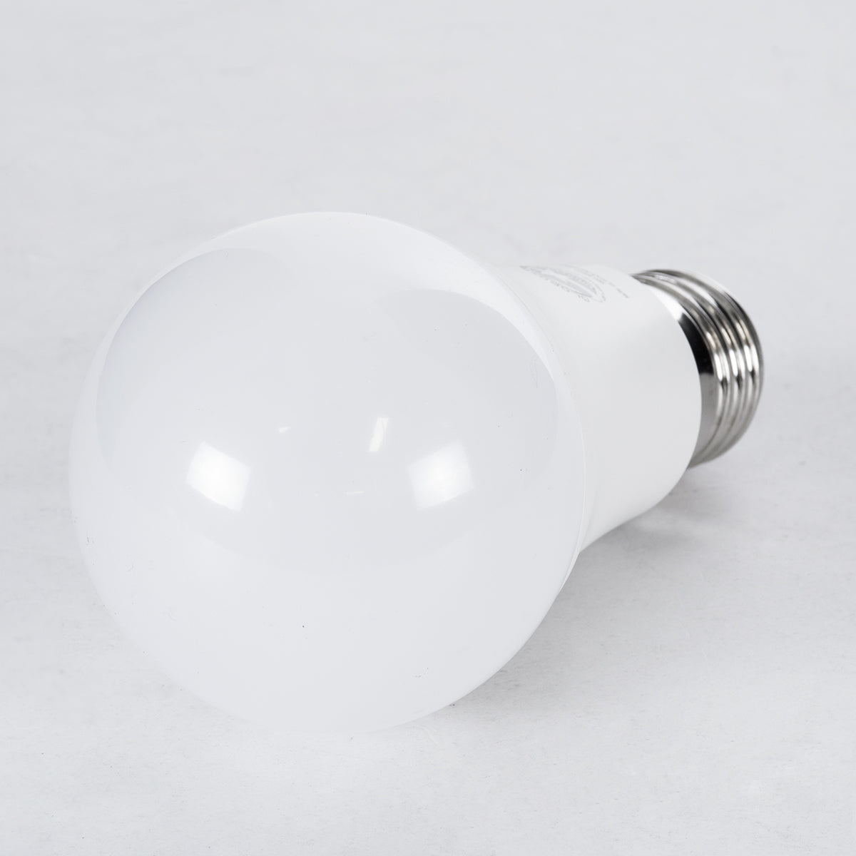 GloboStar® 60033 Λάμπα LED E27 A60 Γλόμπος 15W 1500lm 260° AC 220-240V IP20 Φ6 x Υ11.9cm Ψυχρό Λευκό 6000K - 3 Years Warranty - ledmania.gr