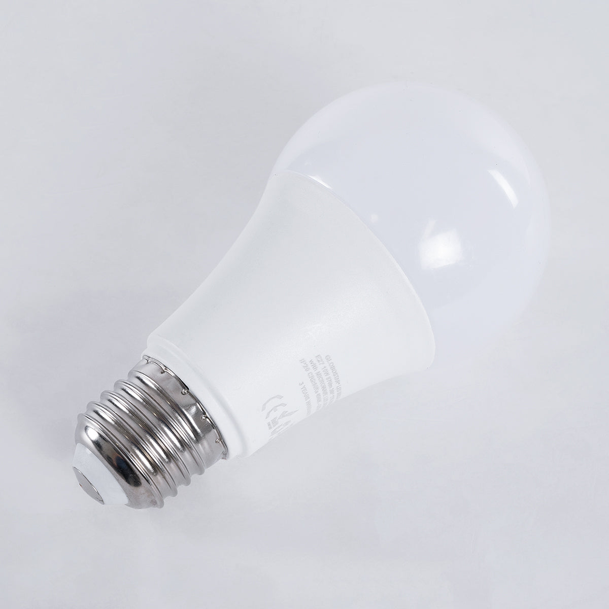 GloboStar® 60056 Λάμπα LED E27 A60 Γλόμπος 10W 950lm 260° AC 175-265V IP20 Φ6 x Υ11cm Θερμό Λευκό 2700K με Αισθητήρα Κίνησης Micro Wave - 3 Χρόνια Εγγύηση - ledmania.gr