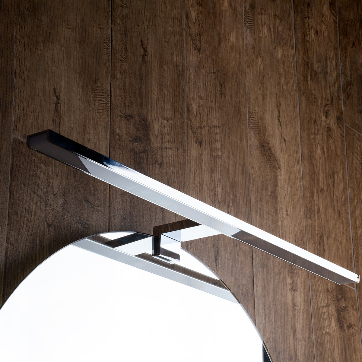 GLOBOSTAR® NINA 60422 Μοντέρνο Φωτιστικό Τοίχου - Απλίκα Καθρέπτη Μπάνιου LED 12W 1400lm 120° AC 220-240V IP44 Φυσικό Λευκό 4500K - Lumileds SMD Chip & TÜV SÜD Driver - Νίκελ Χρώμιο - Μ60 x Π10.5 x Υ4cm - 3 Χρόνια Εγγύηση - ledmania.gr