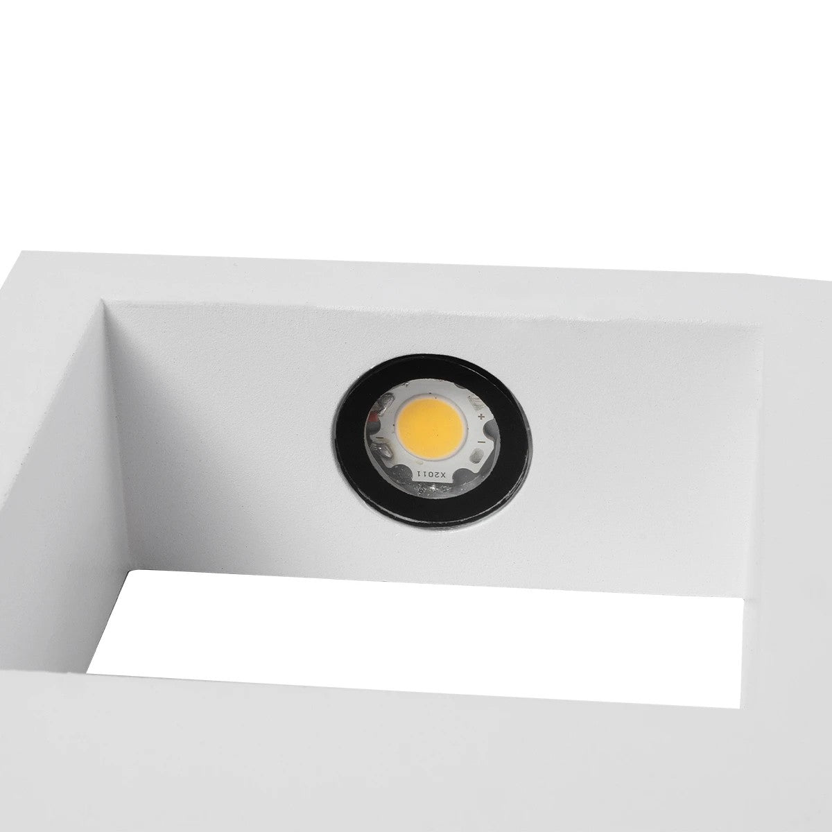 kelvo® AURA KLV-101-0118 Μοντέρνο Φωτιστικό Τοίχου - Απλίκα LED 7W 875lm 45° AC 220-240V Αδιάβροχο IP65 Θερμό Λευκό 2700K - Bridgelux COB Chip & TÜV SÜD Driver - Λευκό Ματ - Μ15 x Π12.5 x Υ4.5cm - 5 Χρόνια Εγγύηση - ledmania.gr
