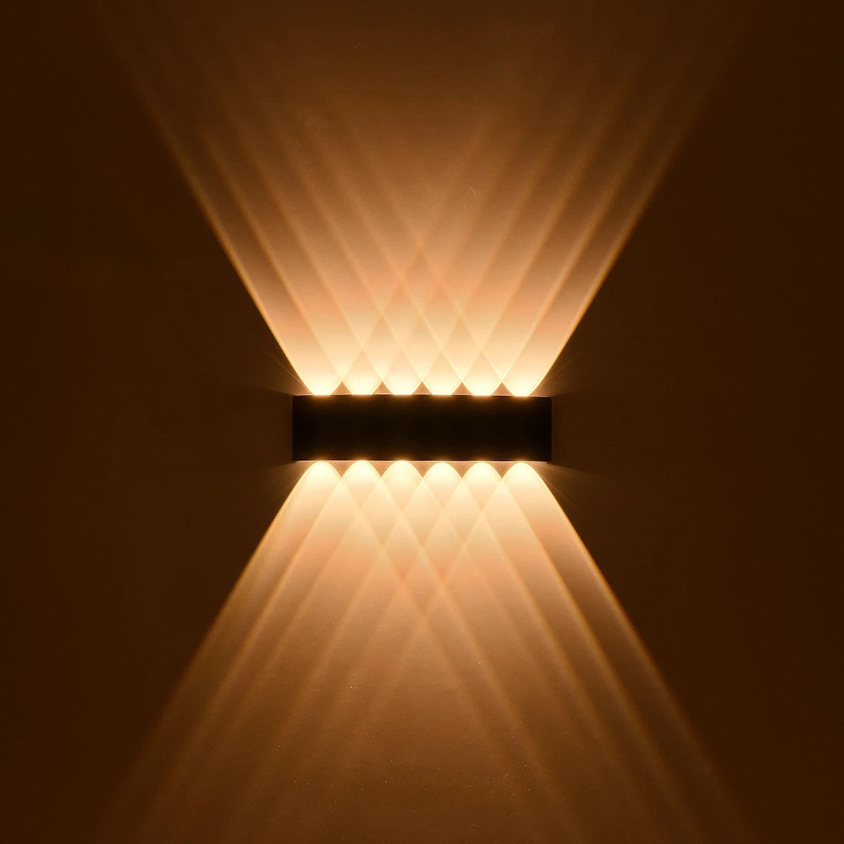 GLOBOSTAR® SIXOAD 60678 Μοντέρνο Φωτιστικό Τοίχου - Απλίκα LED 24W 3000lm 30° AC 220-240V Αδιάβροχο IP65 Θερμό Λευκό 2700K - CREE XPE Chip & TÜV SÜD Driver - Μαύρο Ματ - Μ32 x Π5.5 x Υ8cm - 5 Χρόνια Εγγύηση - ledmania.gr