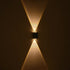 GLOBOSTAR® HIKARI 60685 Μοντέρνο Φωτιστικό Τοίχου - Απλίκα LED 4W 500lm 30° AC 220-240V Αδιάβροχο IP65 Θερμό Λευκό 2700K - CREE XPE Chip & TÜV SÜD Driver - Μαύρο Ματ - Μ6 x Π4 x Υ10.5cm - 5 Χρόνια Εγγύηση - ledmania.gr