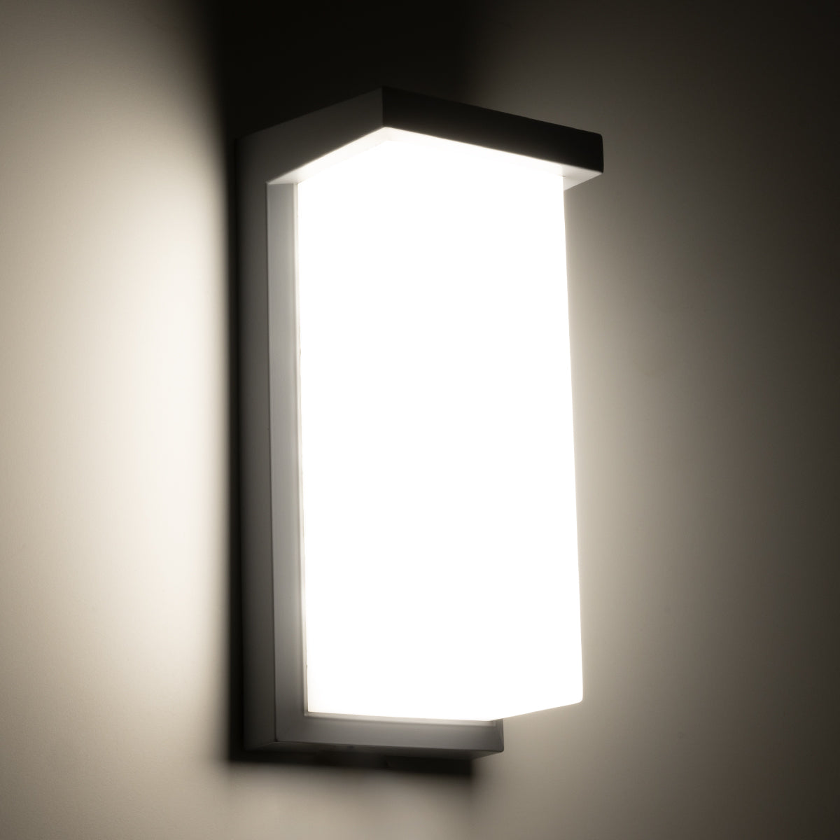 GLOBOSTAR® LOFT 60759 Φωτιστικό Τοίχου - Απλίκα Εσωτερικού/Εξωτερικού Χώρου LED 18W 1890lm 120° AC175-265V Αδιάβροχο IP65 - Πλαστικό Σώμα - Φυσικό λευκό 4500K - Μ24.5 x Π11 x Υ9.5cm -  Γκρι - Bridgelux Chip - 3 Χρόνια Εγγύηση - ledmania.gr
