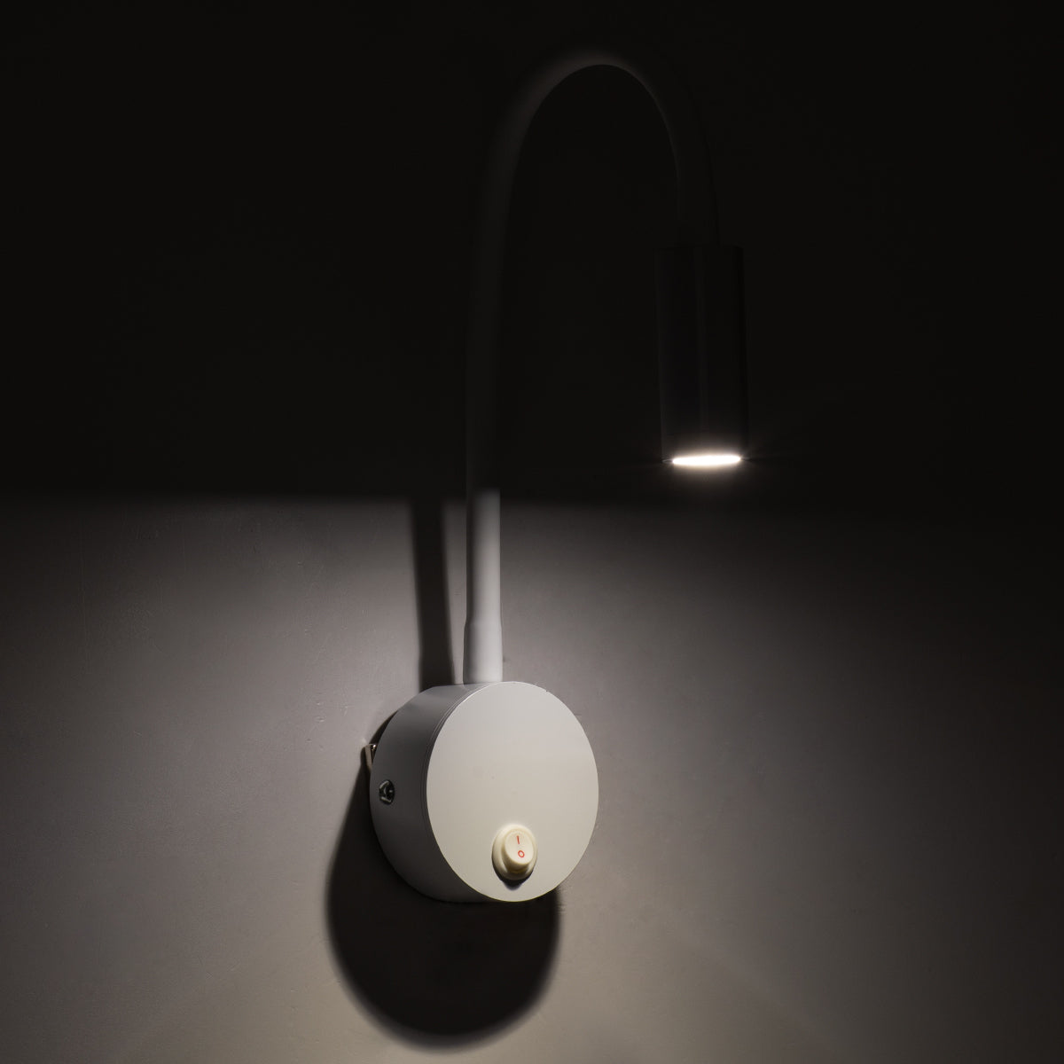 GloboStar® GOOSE 60876 Μοντέρνο Φωτιστικό Τοίχου - Απλίκα Ξενοδοχείου Bed Side LED 3W 300lm 36° AC 220-240V - Reading Light - Μ6.5 x Π15 x Υ24.5cm - Φυσικό Λευκό 4500K - Λευκό - ledmania.gr
