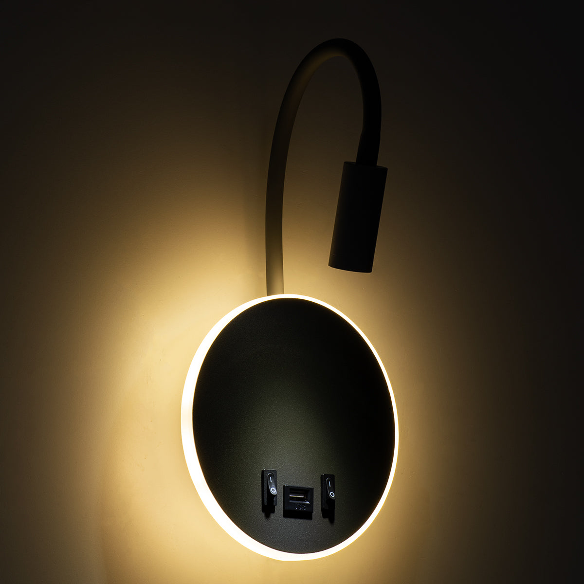 GLOBOSTAR® GOOSE 60882 Μοντέρνο Φωτιστικό Τοίχου - Απλίκα Ξενοδοχείου Reading Light με Φορτιστή USB 3A LED 6W 600lm 36° & 360° AC 220-240V IP20 Φυσικό Λευκό 4500K - CREE XPE & Lumileds SMD Chip & TÜV SÜD Driver - Γκρι Ανθρακί Ματ - Μ15.5 x Π15 x Υ30.5c...