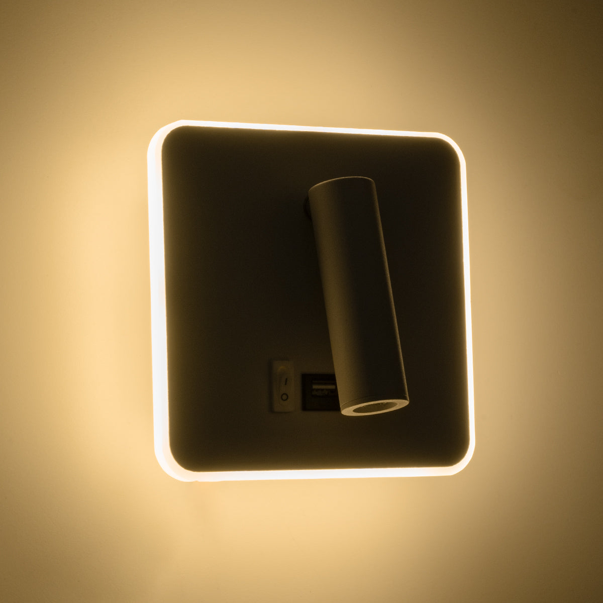 GloboStar® LADY-S 60943 Μοντέρνο Φωτιστικό Τοίχου - Απλίκα Ξενοδοχείου Bed Side LED 6W 600lm 36° & 360° AC 220-240V - Reading Light & Κρυφός Φωτισμός - Φορτιστής USB 3A - Μ15 x Π15 x Υ7cm - Φυσικό Λευκό 4500K - Λευκό - 3 Χρόνια Εγγύηση - ledmania.gr