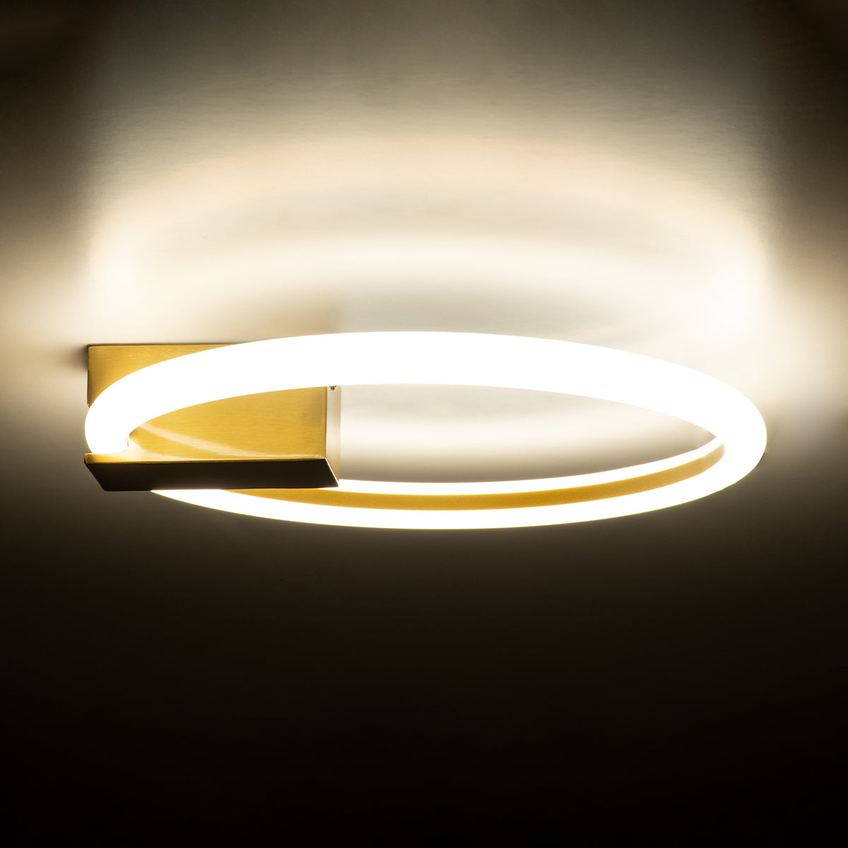 GloboStar® CINDERELLA 60978 Φωτιστικό Οροφής Δαχτυλίδι-Κύκλος LED CCT 16W 1792lm 360° AC 220-240V - Εναλλαγή Φωτισμού μέσω Διακόπτη On/Off All In One Ψυχρό 6000k+Φυσικό 4500k+Θερμό 2700k Φ28cm - Χρυσό Βούρτσας - 3 Years Warranty - ledmania.gr