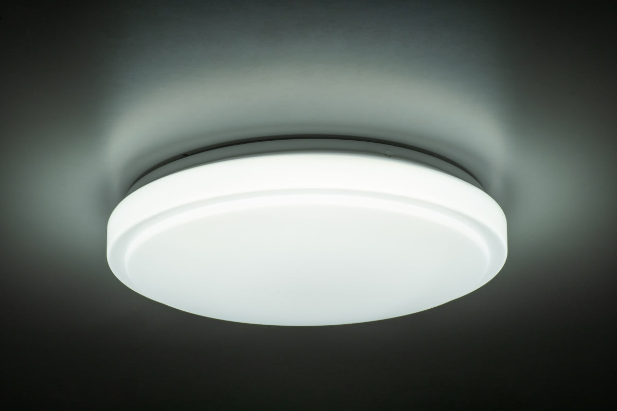 GloboStar® SENSORANO 60994 Πλαφονιέρα Οροφής LED 30W 3000lm 120° AC 220-240V με Ενσωματωμένο Σύστημα Ρυθμιζόμενου Microwave Αισθητήρα Κίνησης - Αδιάβροχη IP54 Φ38 x Υ5.3cm Ψυχρό Λευκό 6000K - Λευκό - Bridgelux Chips - 3 Years Warranty - ledmania.gr