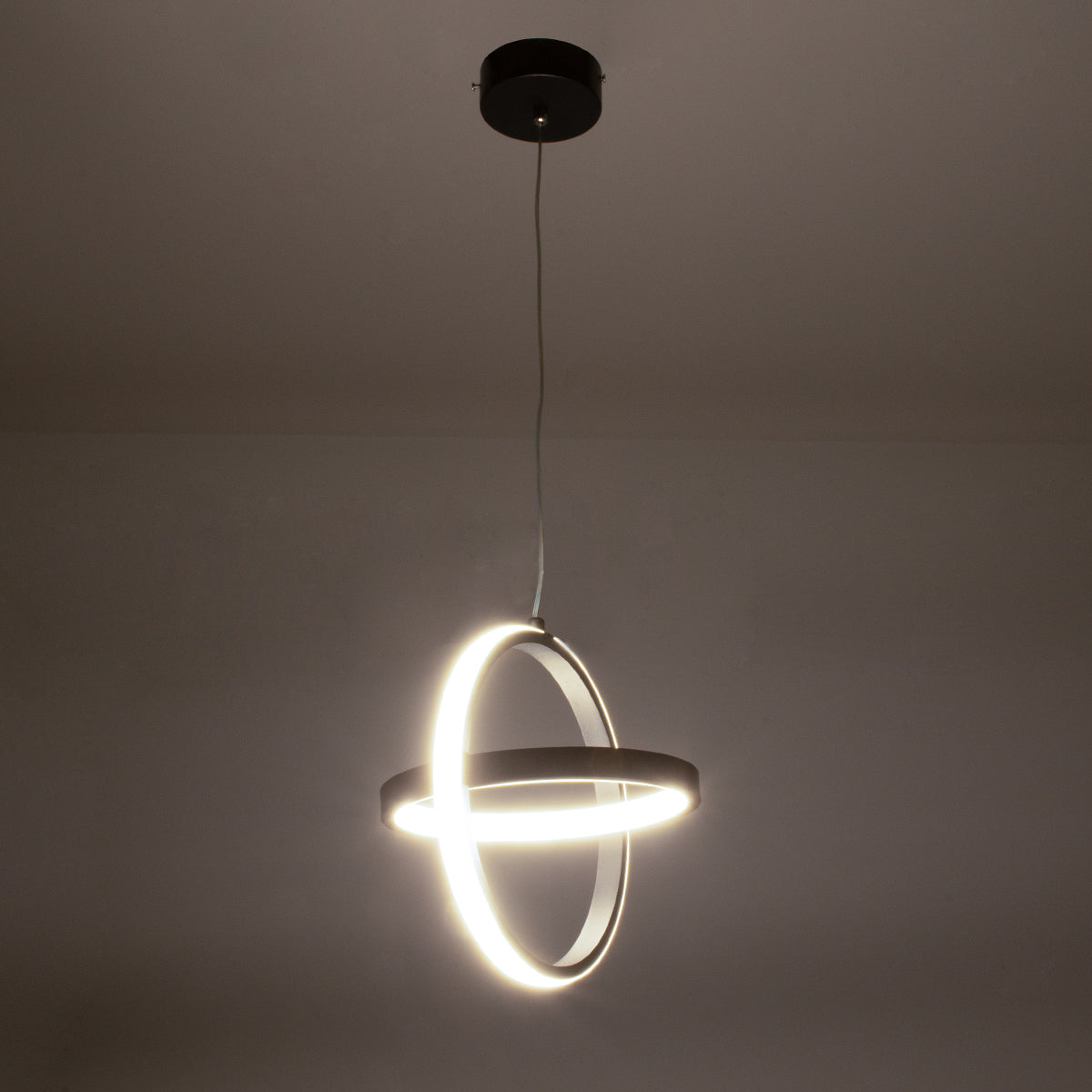 GLOBOSTAR® ALICE 61055 Μοντέρνο Κρεμαστό Φωτιστικό Οροφής LED 20W 2400lm 300° AC 220-240V IP20 Ρυθμιζόμενο Λευκό CCT με On/Off 2700K/4500K/6000K - Lumileds SMD Chip - Μαύρο Ματ - Μ25 x Π22 x Υ25cm - 3 Χρόνια Εγγύηση - ledmania.gr