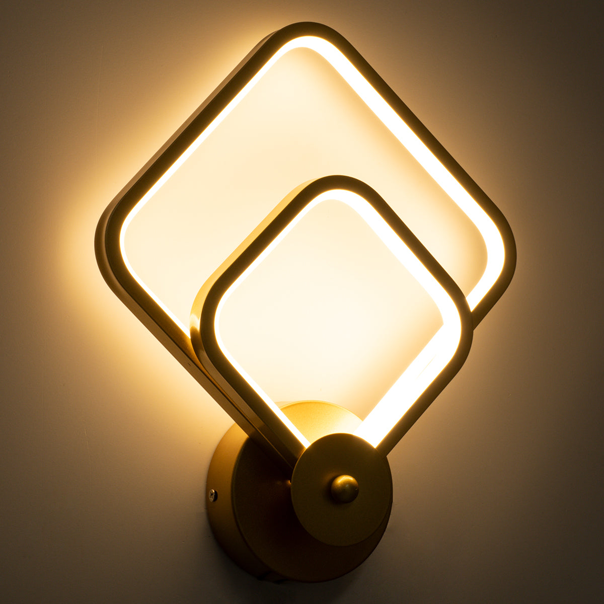 GLOBOSTAR® ANNA 61087 Μοντέρνο Φωτιστικό Τοίχου - Απλίκα LED 15W 1800lm 300° AC 220-240V IP20 Ρυθμιζόμενο Λευκό CCT με On/Off 2700K/4500K/6000K - Lumileds SMD Chip - Χρυσό Βούρτσας - Μ25 x Π8 x Υ30cm - 3 Χρόνια Εγγύηση