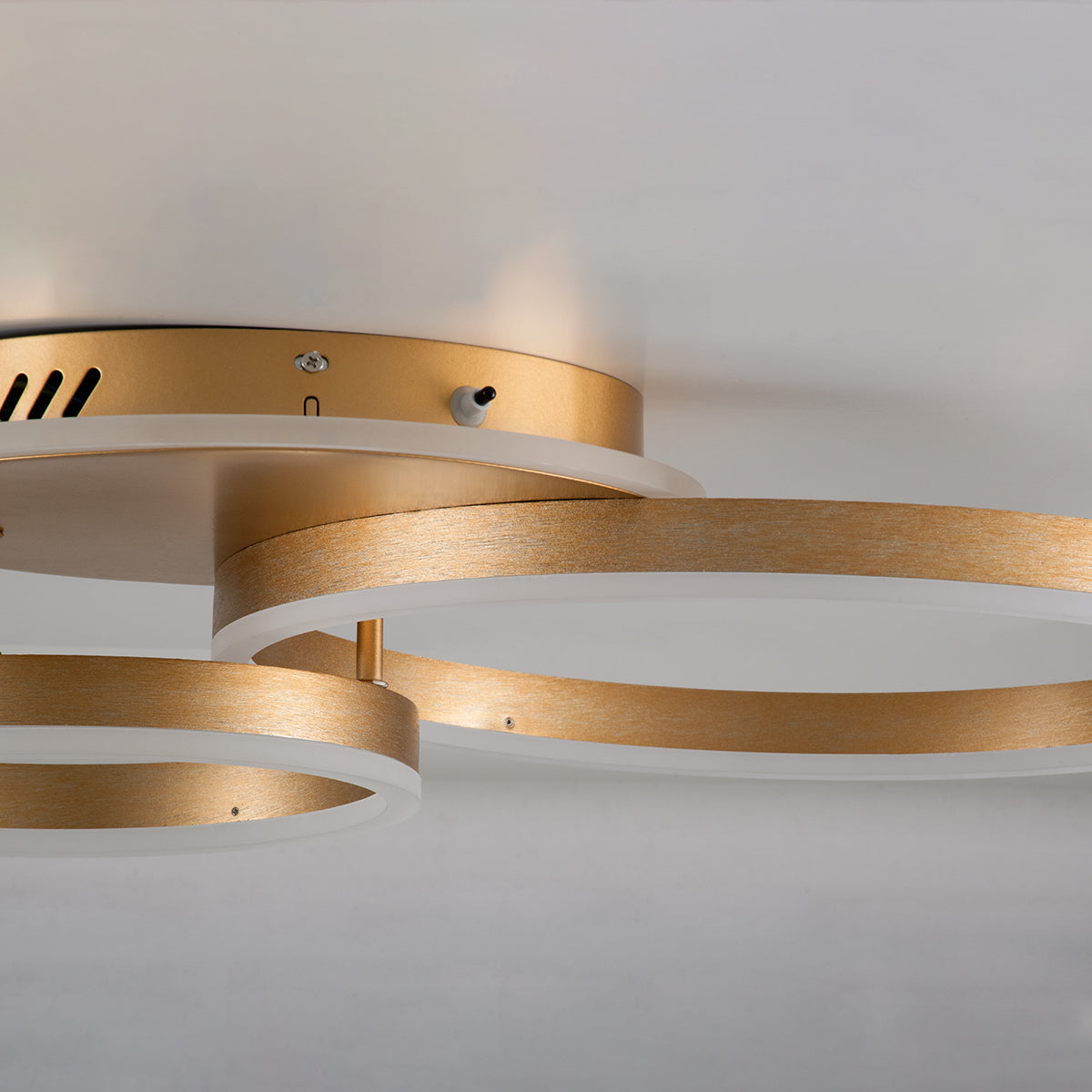 GloboStar® VENOM 61122 Φωτιστικό Οροφής Δαχτυλίδι-Κύκλος LED CCT 67W 8107lm 360° AC 220-240V - Εναλλαγή Φωτισμού μέσω Τηλεχειριστηρίου All In One Ψυχρό 6000k+Φυσικό 4500k+Θερμό 2700k Dimmable Φ25+40cm+BackLight - Χρυσό Βούρτσας - 3 Years Warranty - ledmania.gr