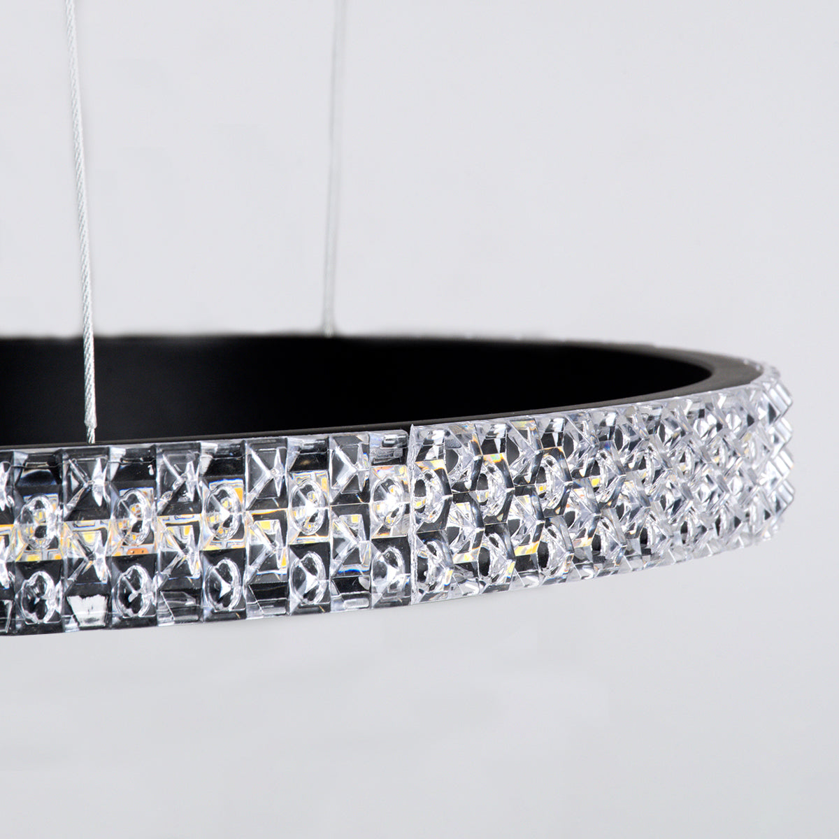 GLOBOSTAR® DIAMOND TRIO 61144 Μοντέρνο Κρεμαστό Φωτιστικό Οροφής LED 120W 14723lm 360° AC 220-240V IP20 Ρυθμιζόμενο Λευκό CCT με Χειριστήριο από 2700K έως 6000K Dimmable - Lumileds SMD Chip - Μαυρό Ματ - Μ150 x Π150 x Υ60cm - 3 Χρόνια Εγγύηση - ledmania.gr