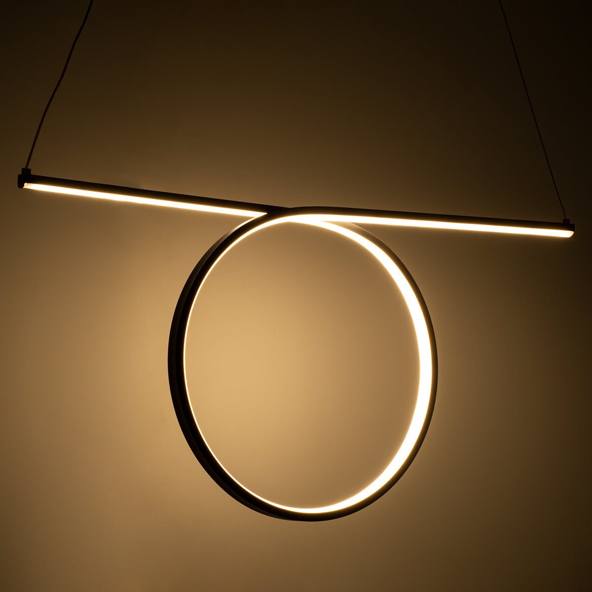 GLOBOSTAR® ROME 61294 Μοντέρνο Κρεμαστό Φωτιστικό Οροφής LED 24W 2640lm 200° AC 220-240V IP20 Ρυθμιζόμενο Λευκό CCT με On/Off 2700K/4500K/6000K - Lumileds SMD Chip - Μαύρο Ματ - Μ65.5 x Π4 x Υ33cm - 3 Χρόνια Εγγύηση - ledmania.gr