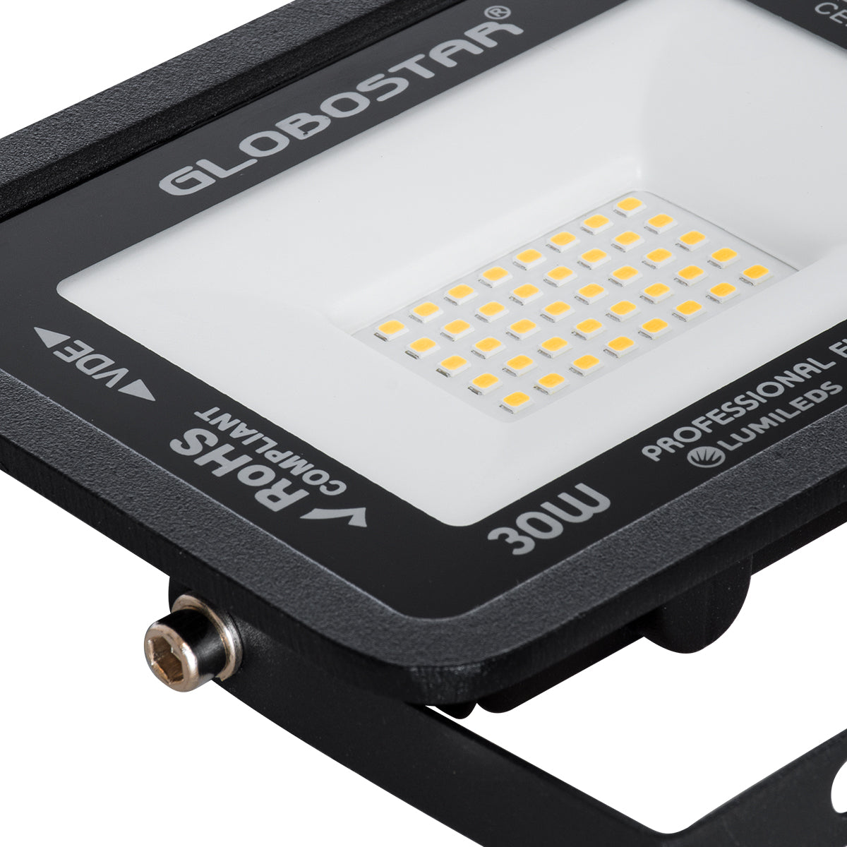 GLOBOSTAR® ATLAS 61418 Προβολέας LED 30W 3450lm 120° AC 220-240V Αδιάβροχο IP67 Θερμό Λευκό 2700K - Lumileds SMD Chip - TÜV Rheinland Certified - Μαύρο Ματ - Μ16 x Π2.5 x Υ12.5cm - 5 Χρόνια Εγγύηση