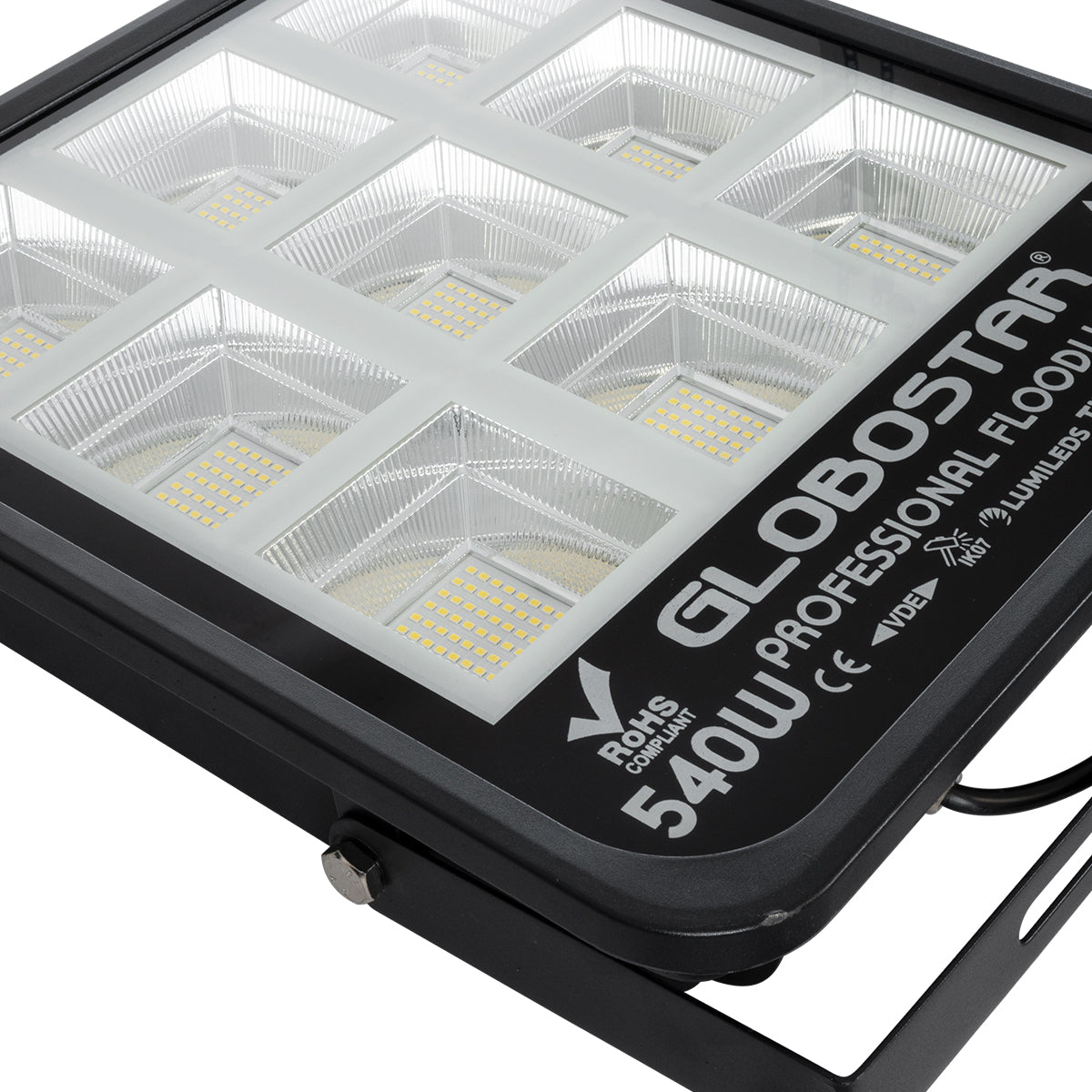 GloboStar® TITAN 61436 Επαγγελματικός Προβολέας για Γήπεδα Tennis & Ποδοσφαίρου 5x5 LED 540W 67500lm 60°x90° FishEye AC 220-240V - Αδιάβροχος IP67 - Μ38 x Π8 x Υ42cm - Μαύρο - Φυσικό Λευκό 5000K - LUMILEDS Chips - TÜV Rheinland Certified - 5 Χρόνια Εγγ... - ledmania.gr