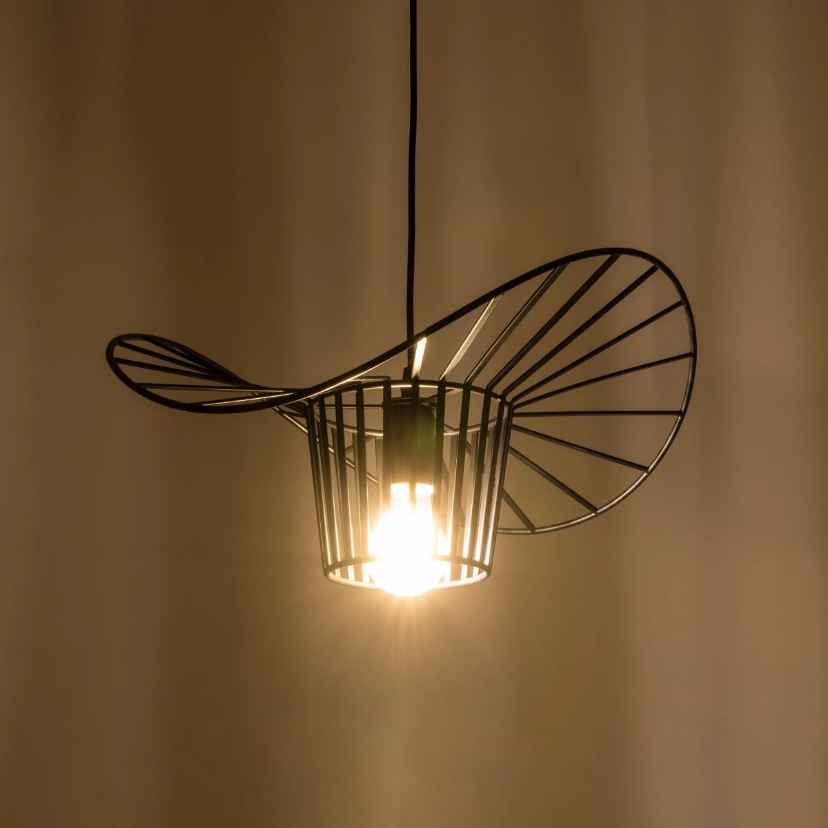GloboStar® WIDOW 61462 Μοντέρνο Κρεμαστό Φωτιστικό Πλέγμα Μονόφωτο 1 x E27 IP20 Μαύρο Σχοινί με Μαύρο Σύρμα - Μ42 x Π42 x Υ20.5cm - ledmania.gr
