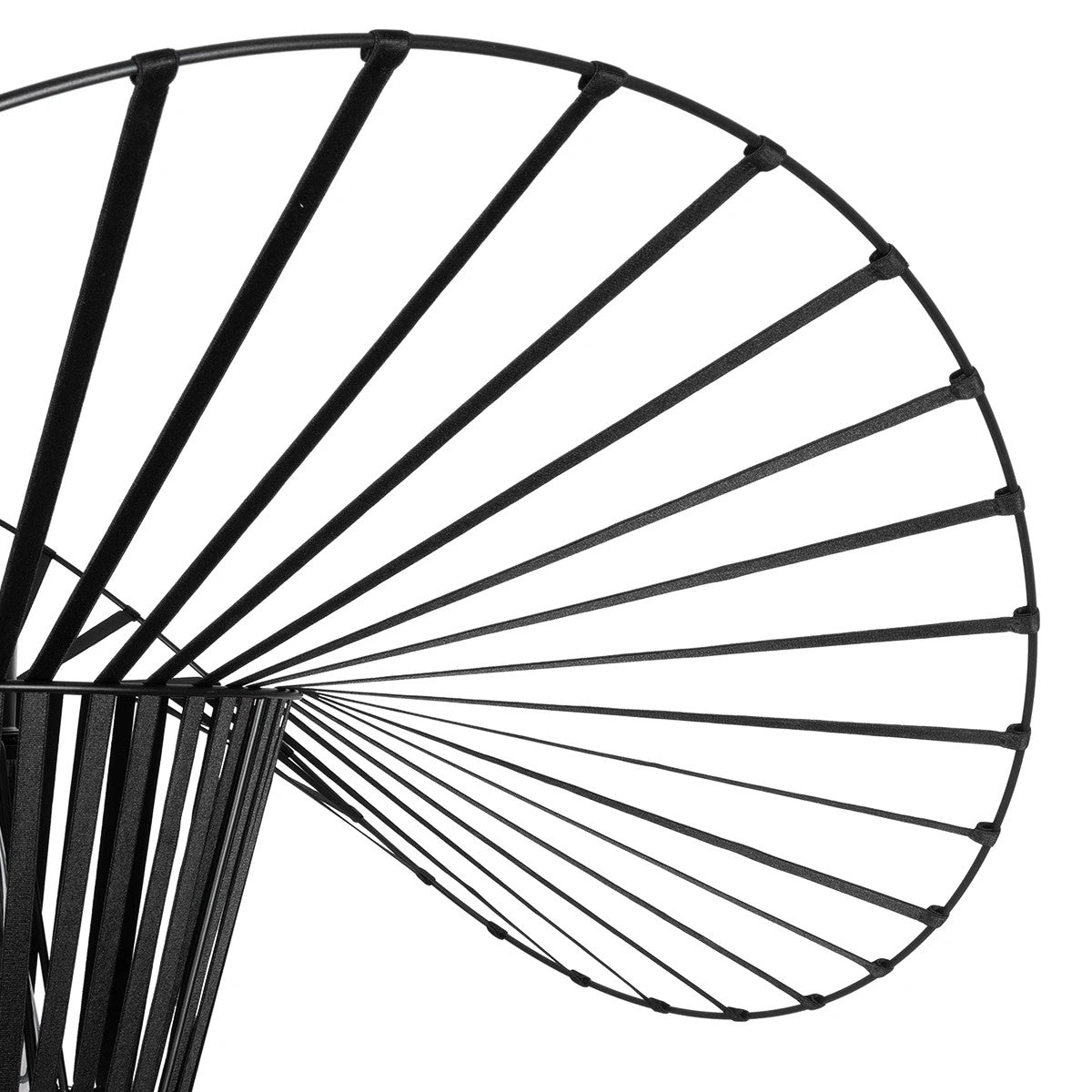 GloboStar® WIDOW 61464 Μοντέρνο Κρεμαστό Φωτιστικό Πλέγμα Μονόφωτο 1 x E27 IP20 Μαύρο Σχοινί με Μαύρο Σύρμα - Μ65 x Π65 x Υ25cm - ledmania.gr
