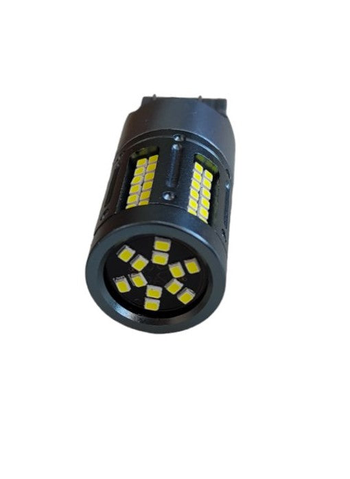 12V-30V-Φώτα αυτοκινήτου 6W 900 lm 84SMD 7443 T20 λαμπτήρας LED Canbus -Ψυχρο Λευκο - ledmania.gr