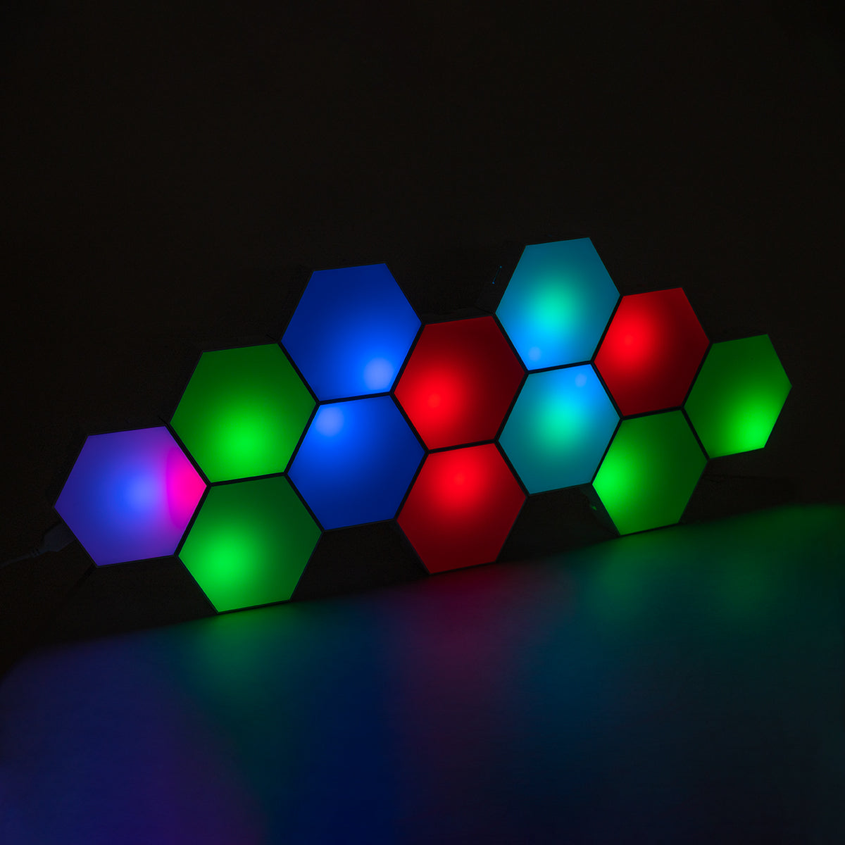 GloboStar® DIGIOCTA 90449 Σετ 12 Ψηφιακων LED RGB Φωτιστικών Κυψελών με Ψηφιακό Controller με WiFi Smart APP & Ασύρματο Χειριστήριο RF 2.4Ghz - LED SMD 5050 18W/Σετ 168PIXEL/Σετ 1440lm/Σετ 120° DC 5V με USB 2.0 IP20 Πολύχρωμο RGB - Dimmable - Μ10.5 x Π... - ledmania.gr