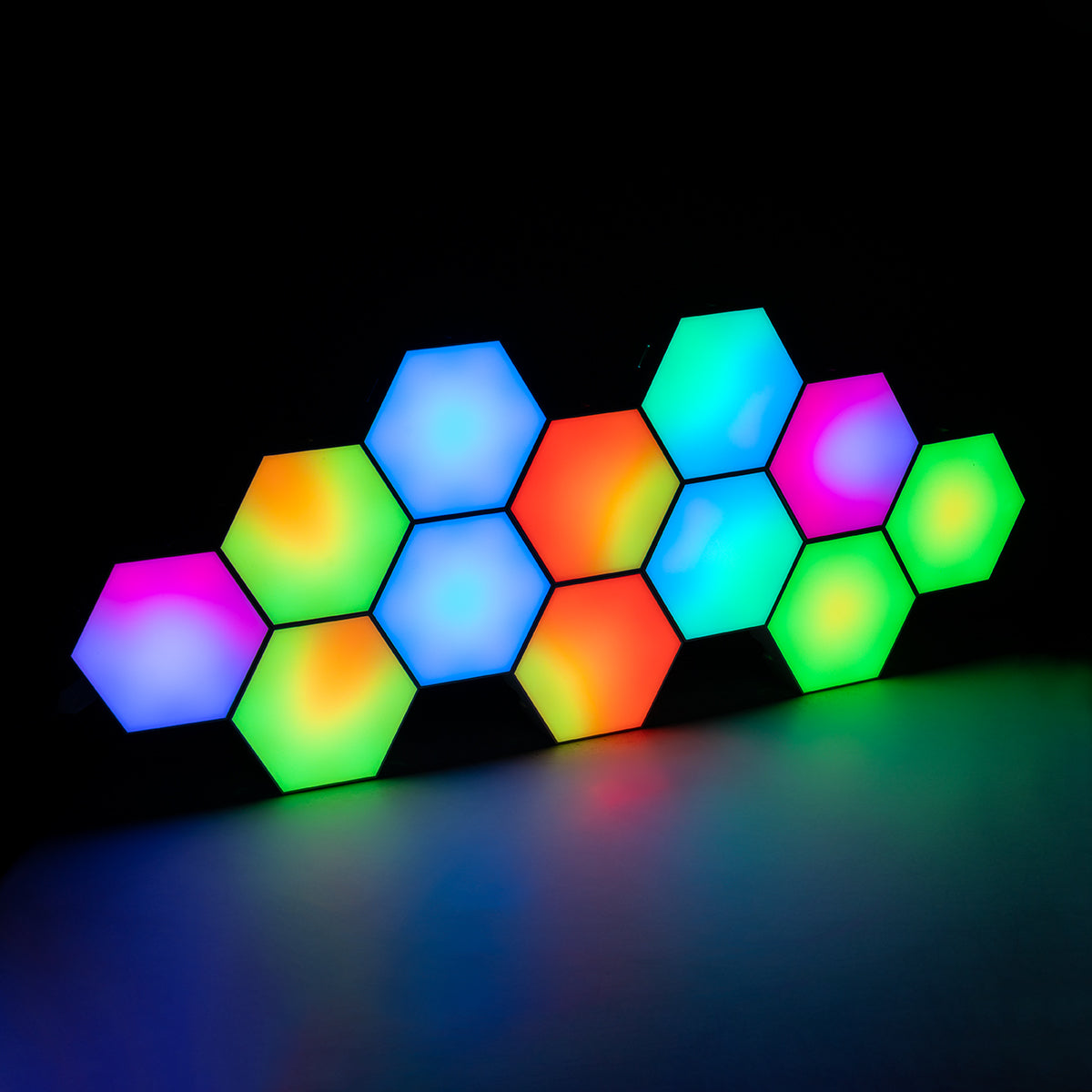 GloboStar® DIGIOCTA 90449 Σετ 12 Ψηφιακων LED RGB Φωτιστικών Κυψελών με Ψηφιακό Controller με WiFi Smart APP & Ασύρματο Χειριστήριο RF 2.4Ghz - LED SMD 5050 18W/Σετ 168PIXEL/Σετ 1440lm/Σετ 120° DC 5V με USB 2.0 IP20 Πολύχρωμο RGB - Dimmable - Μ10.5 x Π... - ledmania.gr