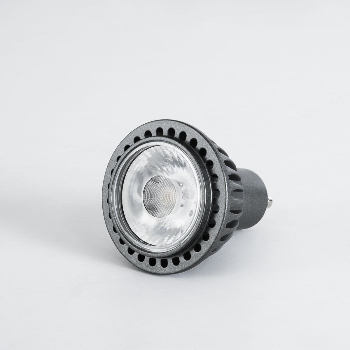 GLOBOSTAR® NANOBEAM 90602 Σποτ GU10 MR16 LED 7W 910lm 10° AC 220-240V IP20 Θερμό Λευκό 2700K Dimmable - CREE CXA1304 - Γκρι Ανθρακί - Φ5 x Υ6cm - 3 Χρόνια Εγγύηση - ledmania.gr