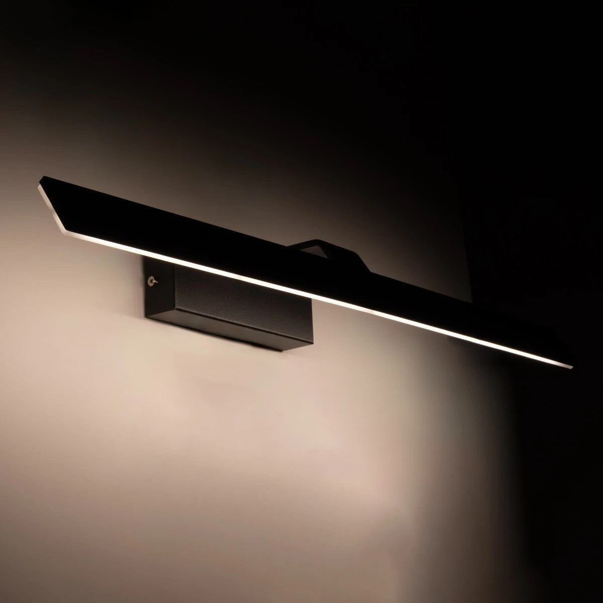 GloboStar® MIRROR 60517 Φωτιστικό Τοίχου - Απλίκα LED 14W 1680lm 120° AC 85-265V IP54 Φυσικό Λευκό 4500K Μαύρο Μέταλλο - Μ58 x Π15 x Υ6cm - 2 Xρόνια Εγγύηση - ledmania.gr