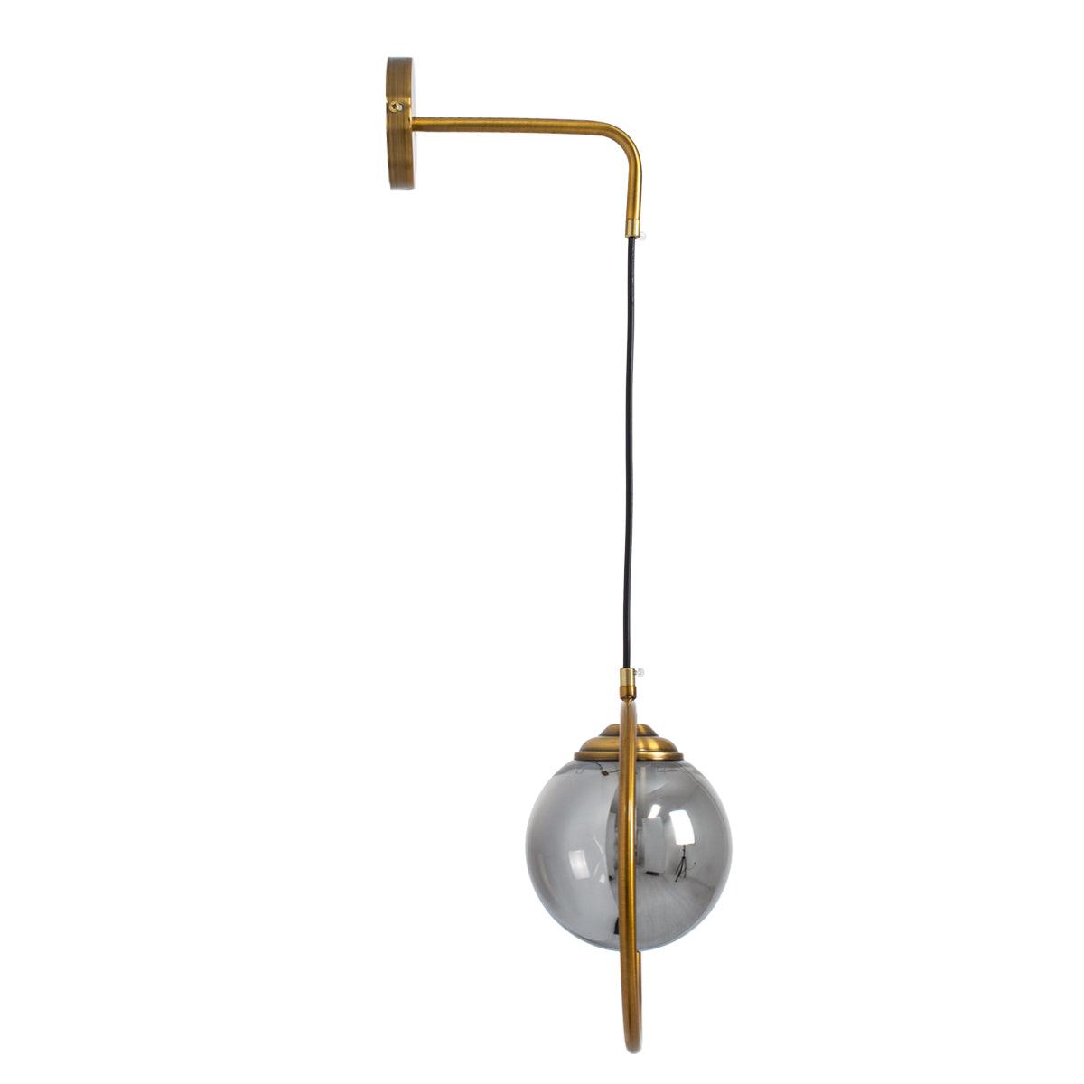 GloboStar® VIENNA 00923 Μοντέρνο Φωτιστικό Τοίχου Απλίκα Μονόφωτο Χρυσό Μεταλλικό Γυάλινο Μπάλα με Ρυθμιζόμενη Ανάρτηση Μ25 x Π23 x Υ27cm - ledmania.gr