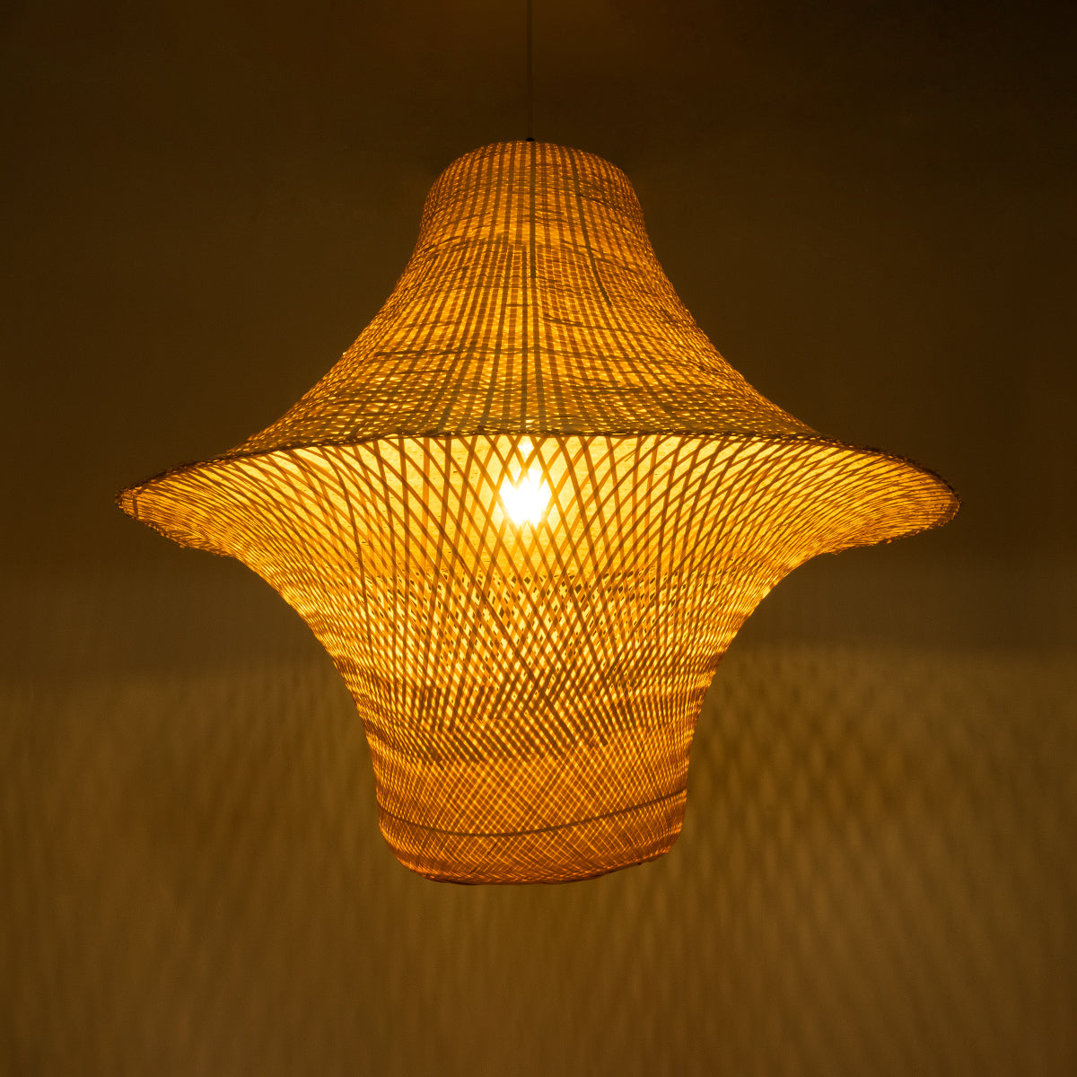 GloboStar® JUNIPER 02047 Boho Κρεμαστό Φωτιστικό Οροφής Μονόφωτο 1 x E27 AC220-240V IP20 - Φ100 x Υ90cm - Μπεζ Ξύλινο Μπαμπού Πλέγμα Καμπάνα - 5 Χρόνια Εγγύηση - ledmania.gr