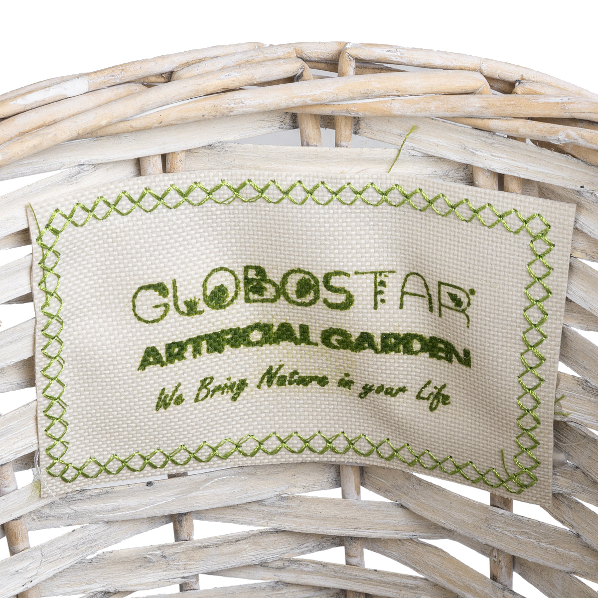 GloboStar® Artificial Garden DOMINGO 20593 Διακοσμητικό Πλεκτό Καλάθι - Κασπώ Γλάστρα - Flower Pot Λευκό με Μπεζ Φ21 x Υ30cm - ledmania.gr