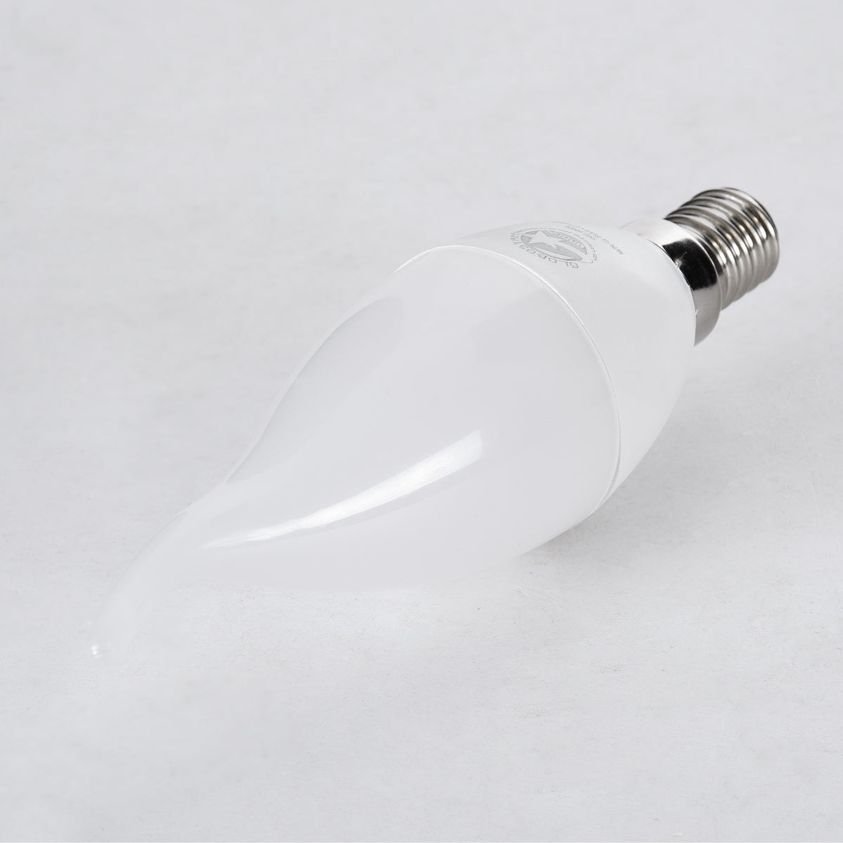 GloboStar® 60008 Λάμπα LED E14 C37T Κεράκι 6W 564lm 260° AC 220-240V IP20 Φ3.7 x Υ12.5cm Θερμό Λευκό 2700K - 3 Years Warranty - ledmania.gr