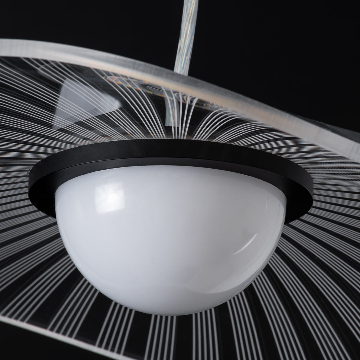 GloboStar® ACRYLICA 60974 Κρεμαστό Φωτιστικό Οροφής Design LED CCT 20W 2240lm 360° AC 220-240V - Εναλλαγή Φωτισμού μέσω Διακόπτη On/Off All In One Ψυχρό 6000k+Φυσικό 4500k+Θερμό 2700k Φ40cm - Μαύρο με Διάφανο Laser Designed Plexiglass - 3 Years Warranty - ledmania.gr