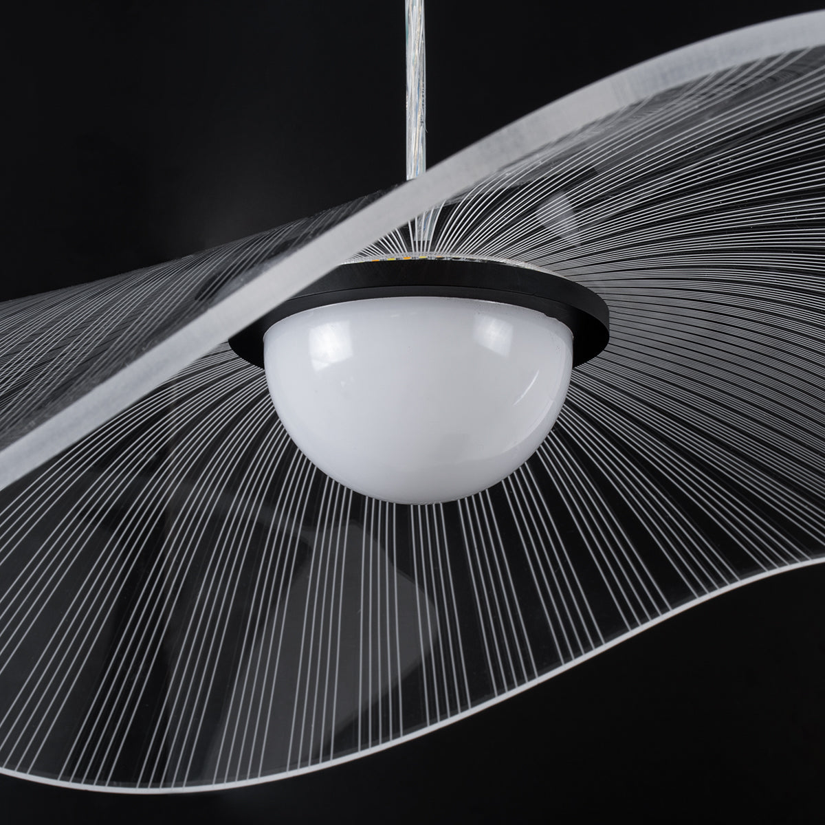 GloboStar® ACRYLICA 60975 Κρεμαστό Φωτιστικό Οροφής Design LED CCT 20W 2240lm 360° AC 220-240V - Εναλλαγή Φωτισμού μέσω Διακόπτη On/Off All In One Ψυχρό 6000k+Φυσικό 4500k+Θερμό 2700k Φ60cm - Μαύρο με Διάφανο Laser Designed Plexiglass - 3 Years Warranty - ledmania.gr