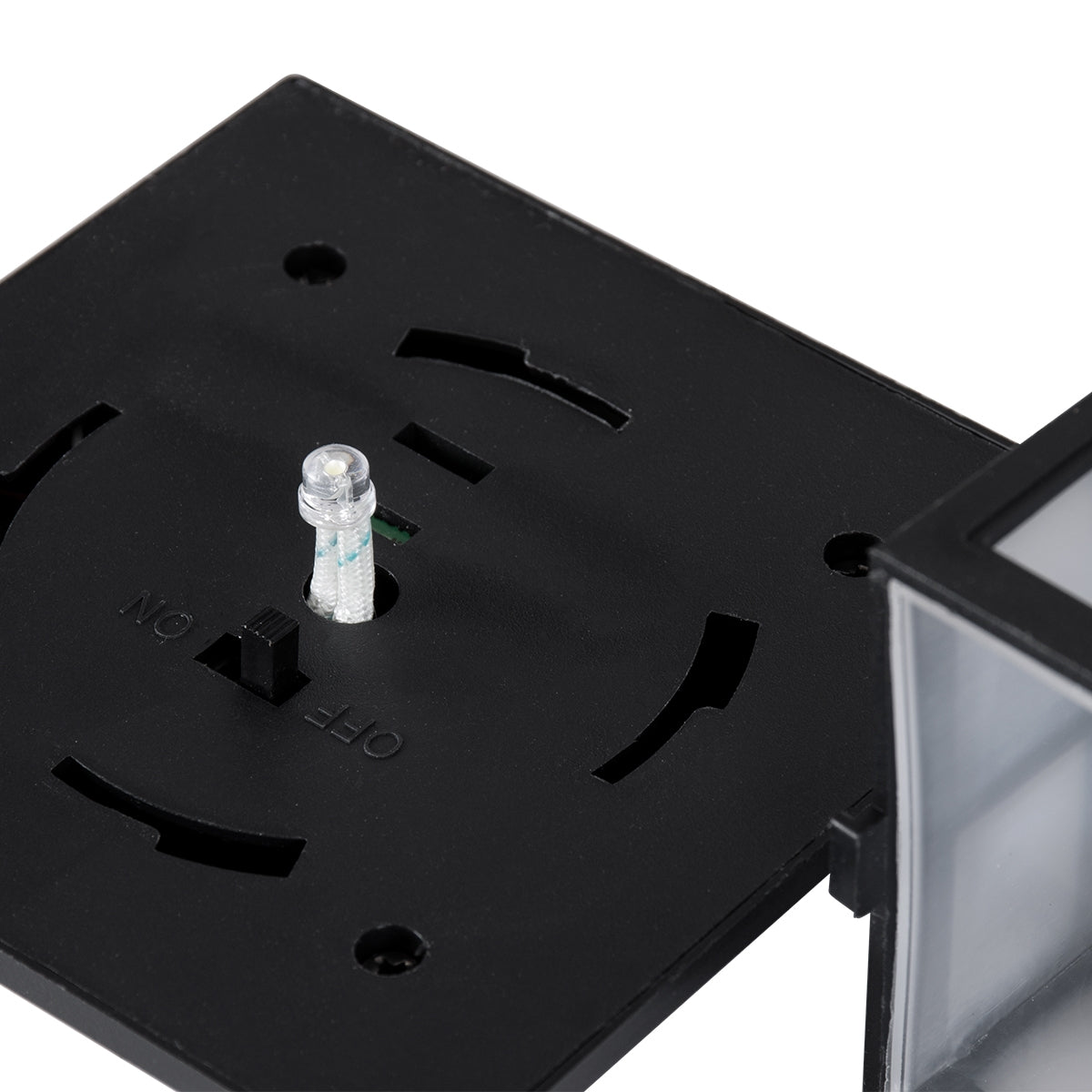 GloboStar® 69928 ΣΕΤ 2 Τεμαχίων Αυτόνομα Ηλιακά Φωτιστικά LED SMD 0.24W/Τεμ. 24lm/Τεμ. με Ενσωματωμένη Μπαταρία 600mAh - Φωτοβολταϊκό Πάνελ με Αισθητήρα Ημέρας-Νύχτας Αδιάβροχο IP65 Φανάρι Κήπου Τετράγωνο Ψυχρό Λευκό 6000K Μ8.5 x Π8.5 x Υ26.5cm - ledmania.gr