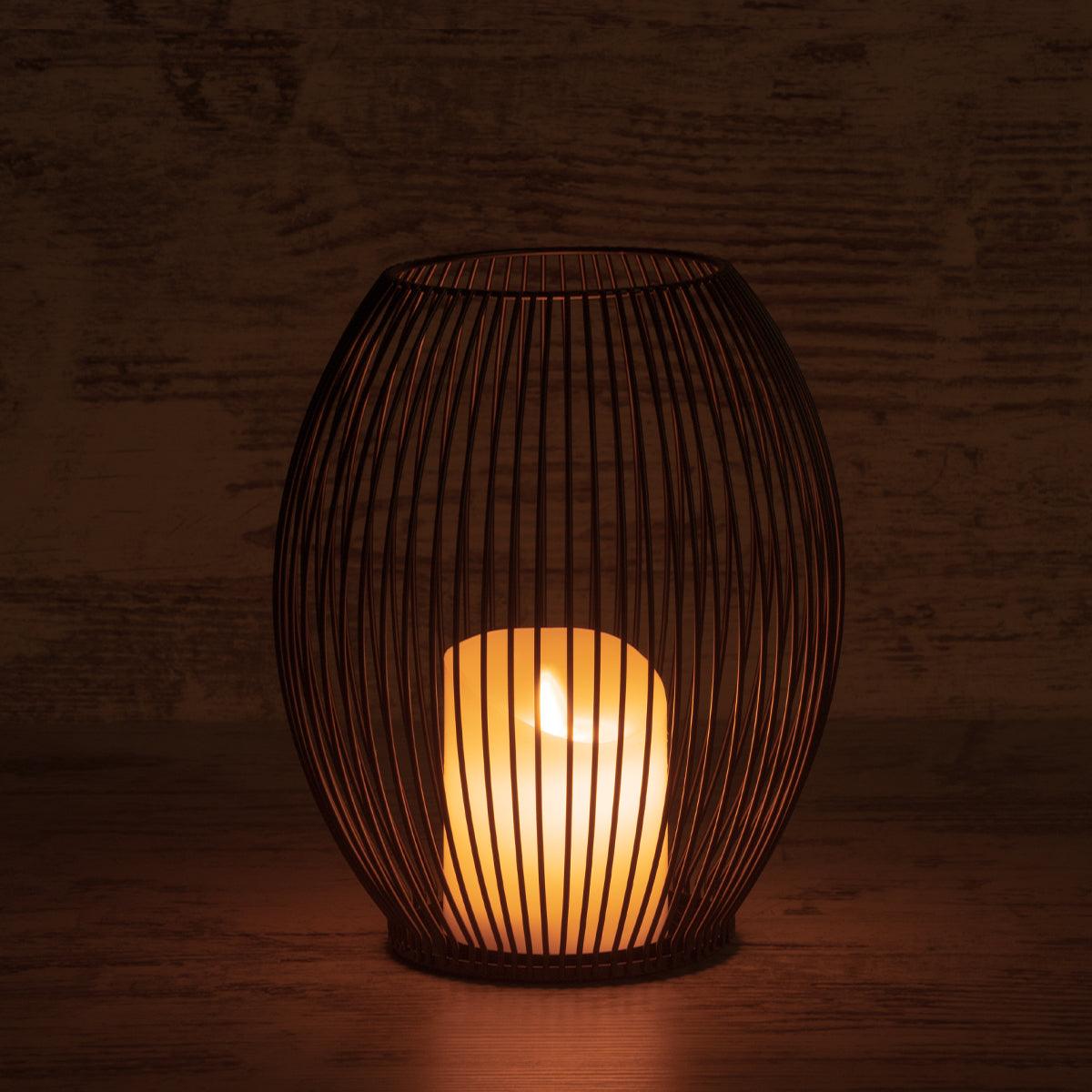 GloboStar® CANDLE 76497 Διακοσμητικό Realistic Κερί με LED Εφέ Κινούμενης Φλόγας - Μπαταρίας 2 x AA (Δεν Συμπεριλαμβάνονται) & Ασύρματο Χειριστήριο IR Θερμό Λευκό 2700K Dimmable Μαύρο Φ19 x Υ24cm - ledmania.gr