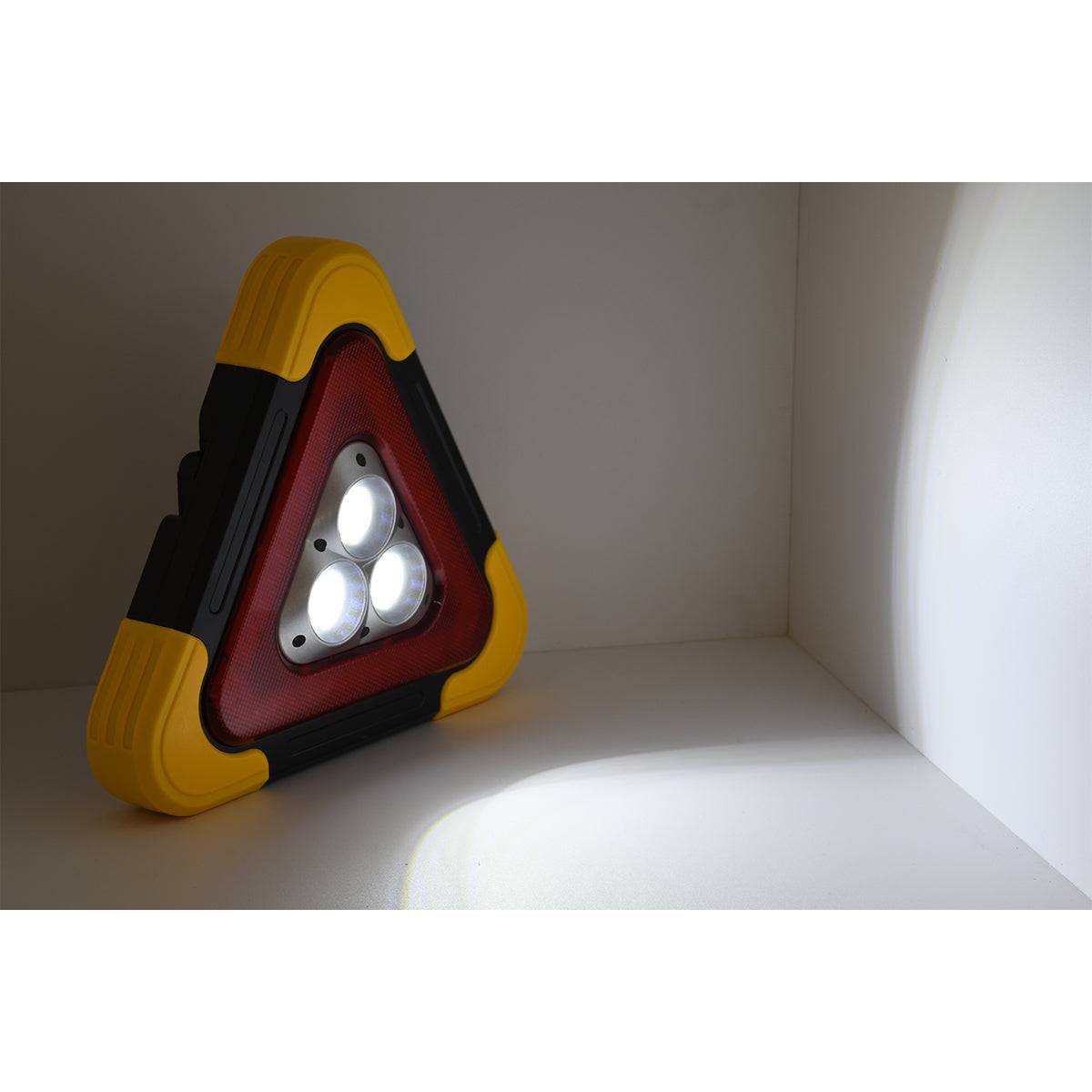 GloboStar® 79081 Φορητό Επαναφορτιζόμενο Τρίγωνο Ασφαλείας - Προβολέας Εργασίας LED COB 35W 3500lm με Ενσωματωμένη Μπαταρία 2000mAh & Φωτοβολταϊκό Πάνελ - 5 Light Modes & Power Bank με Καλώδιο Φόρτισης USB Αδιάβροχο IP54 Ψυχρό Λευκό 6000K - ledmania.gr