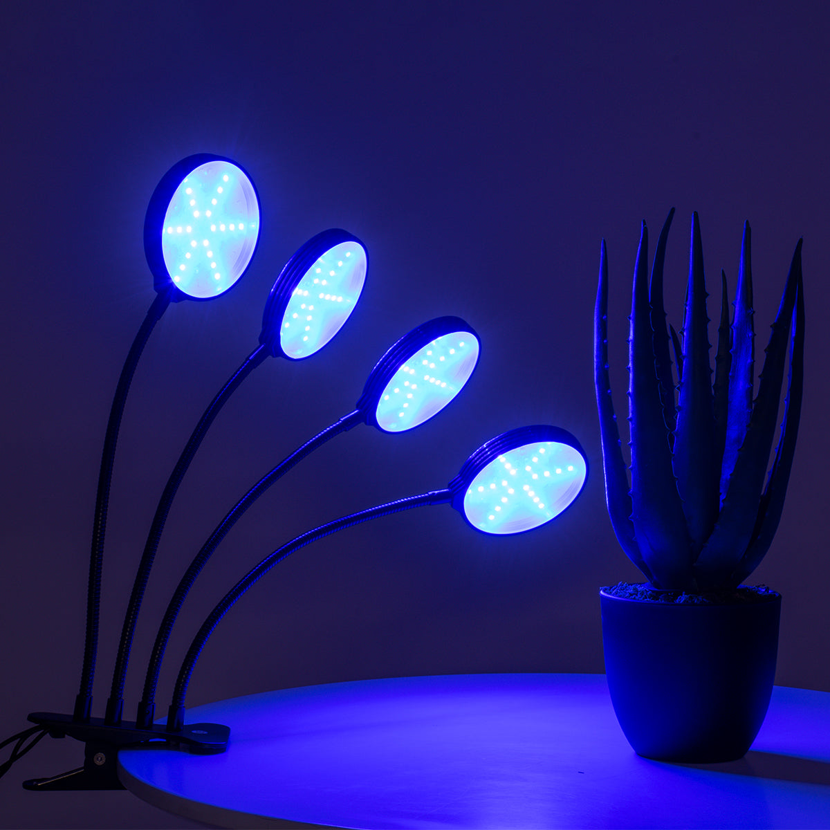 GloboStar® 79654 Grow Light Full Spectrum LED Φωτιστικό Ανάπτυξης Φυτών Γλάστρας με 4 Κινούμενες Κεφαλές & Βάση Clip SMD 2835 20W 160° DC 5V IP20 με Dimmer & Timer Εσωτερικού Χώρου για Κάλυψη Επιφάνειας 1m x 1m Πλήρους Φάσματος Φωτισμού - ledmania.gr