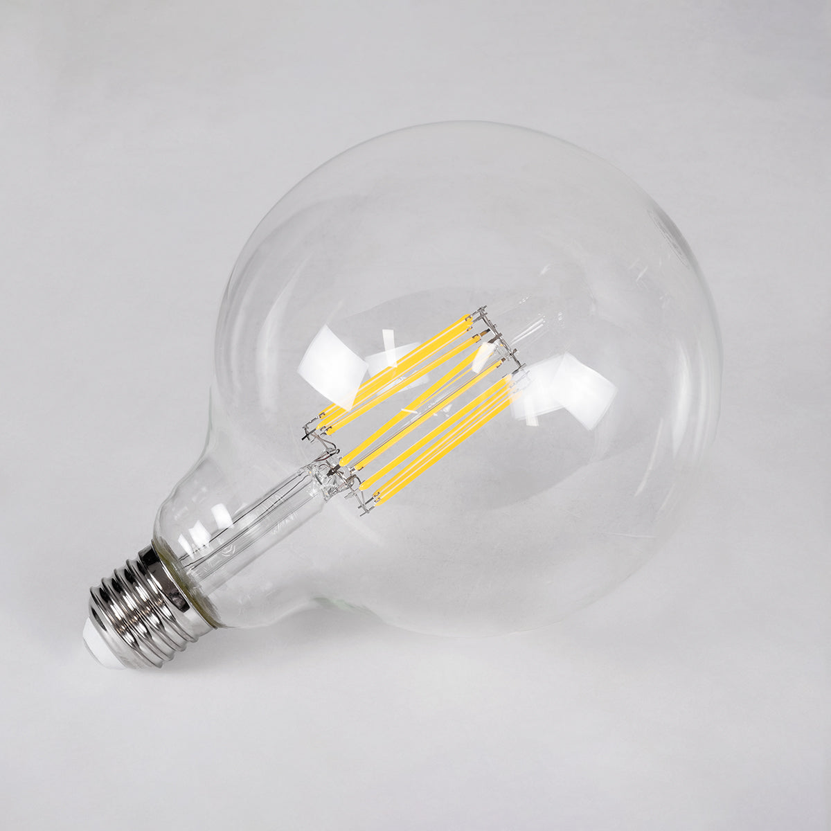 GloboStar® 99055 Λάμπα LED Long Filament E27 G125 Γλόμπος 12W 1320lm 360° AC 220-240V IP20 Φ12.5 x Υ18cm Φυσικό Λευκό 4000K με Διάφανο Γυαλί - Dimmable - 3 Years Warranty - ledmania.gr