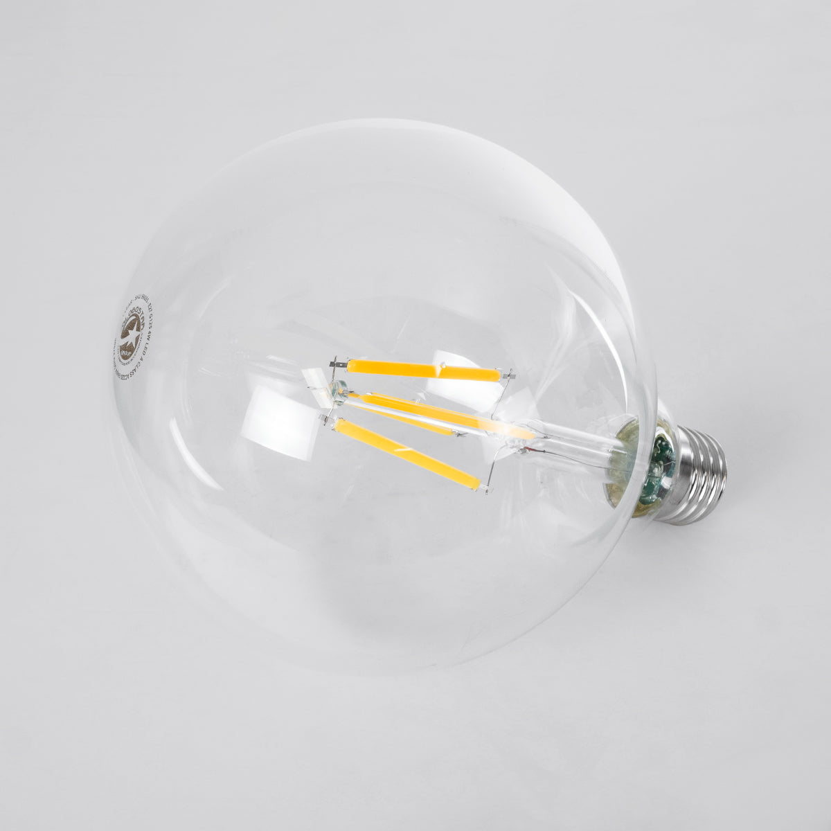 GloboStar® 99085 Λάμπα LED Long Filament E27 G125 Γλόμπος 4W 840lm 360° AC 220-240V IP20 Φ12.5 x Υ13.8cm Θερμό Λευκό 2700K με Διάφανο Γυαλί - Pro Series 210lm/W - A Ενεργειακή Κλάση - 3 Χρόνια Εγγύηση - ledmania.gr