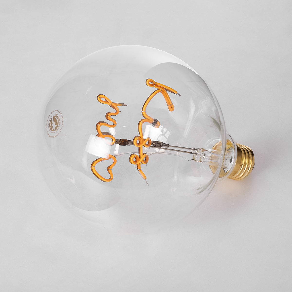 GloboStar® 99257 Λάμπα LED Ultra Thin Soft S Spiral Letter Filament E27 G125 KISS ME Γλόμπος 4W 340lm 360° AC 220-240V IP20 Φ12.5 x Υ18cm Ultra Θερμό Λευκό 2200K με Διάφανο Γυαλί - Dimmable - 3 Years Warranty - ledmania.gr